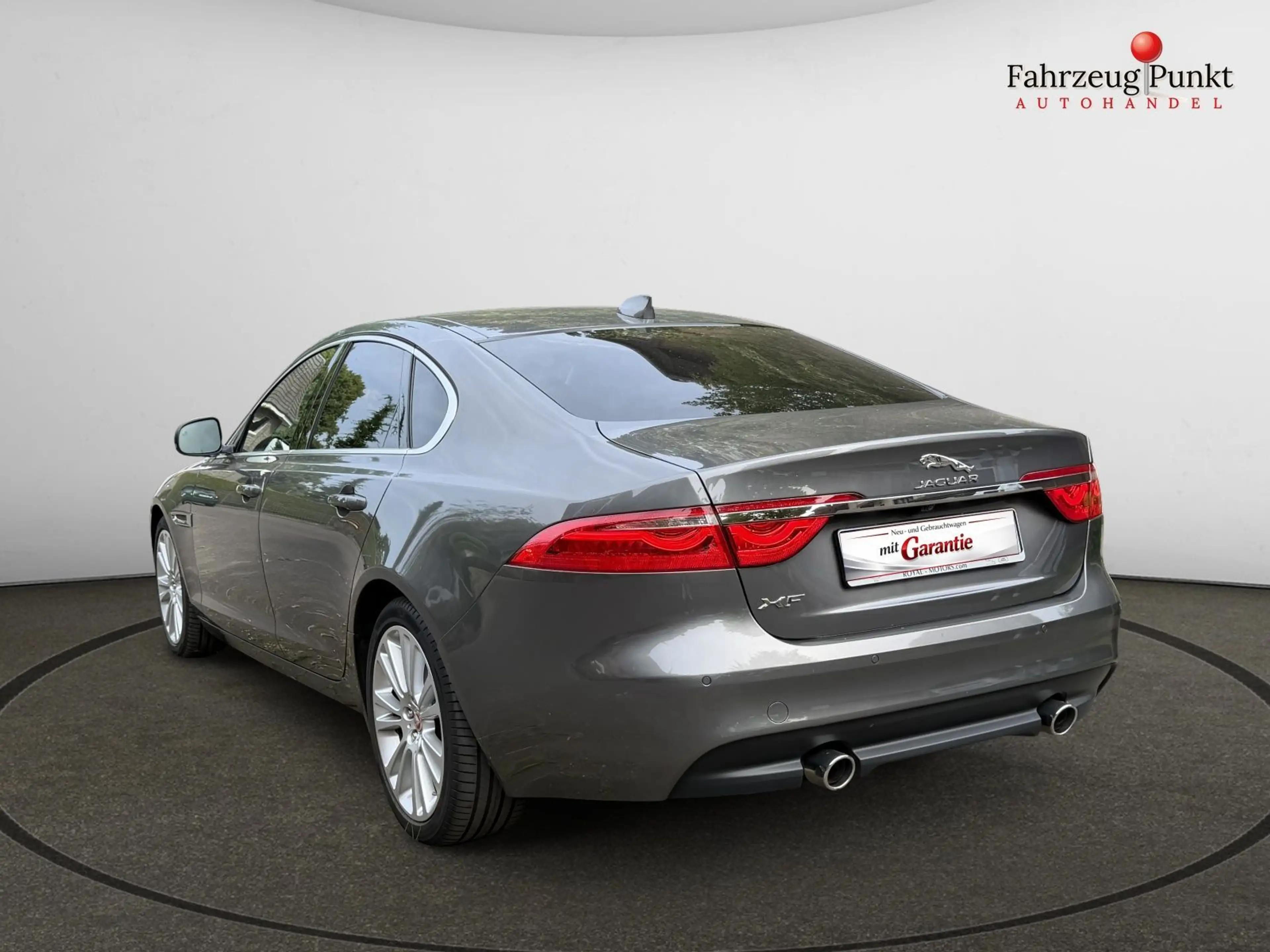 Jaguar XF Prestige 30d Pano*Leder*Digital — photo 6