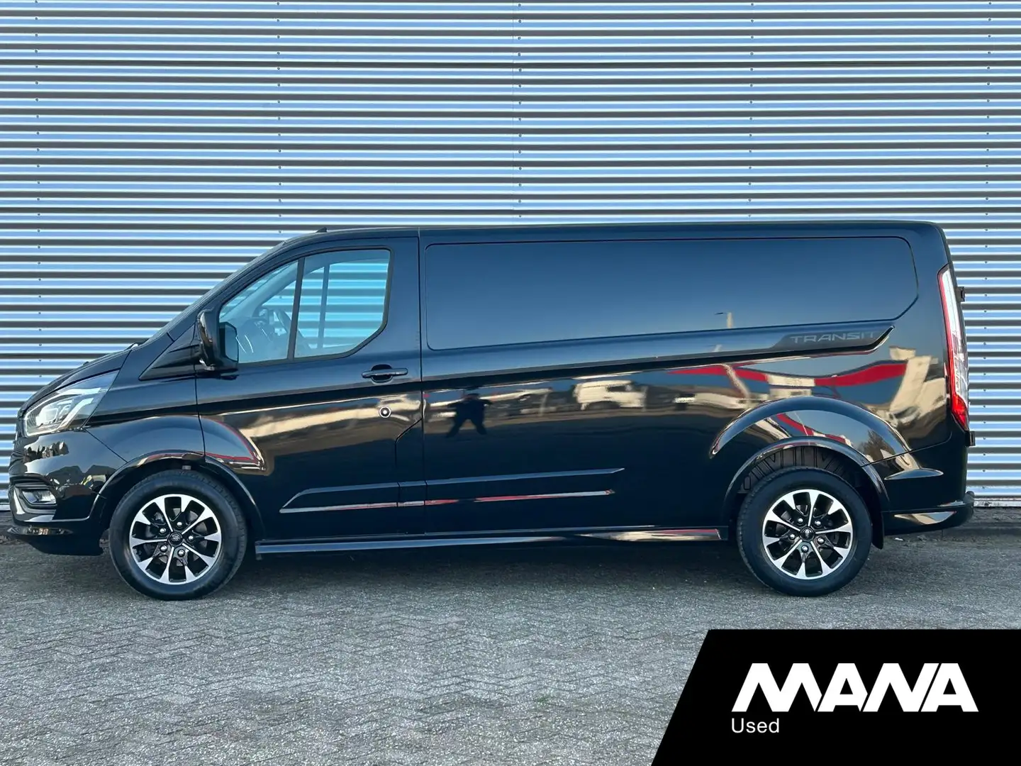 Ford Transit Custom 320 2.0 TDCI L2H1 Sport Noir - 2