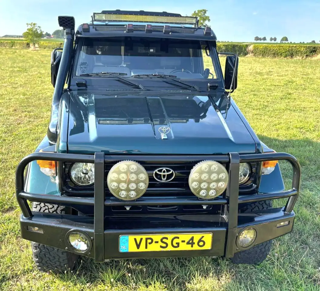 Toyota Land Cruiser HZJ73 Super Heavy Duty LX (1997) 1HZ, foto 2