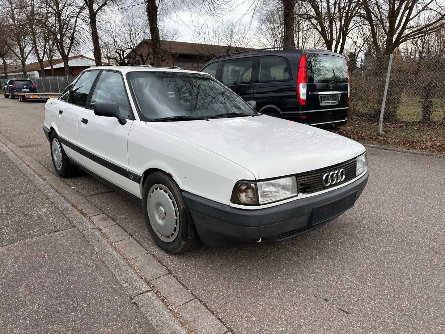 Audi 80 AUTOMATIK 1,9E SSD. 109894 Tkm. Oltimer Weiß - 2