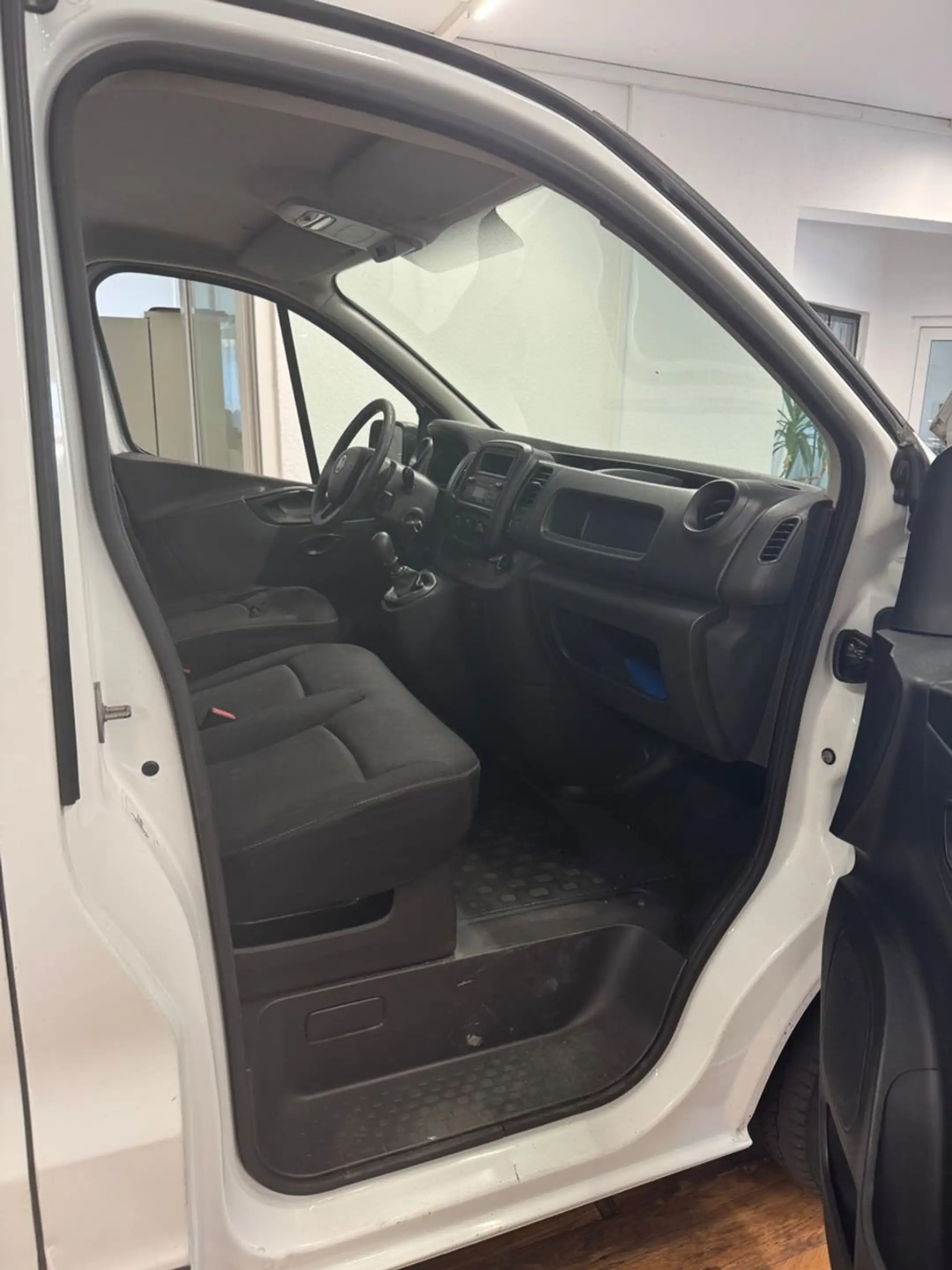 Fiat Talento Kasten L1H1 1,0t Basis — photo 7