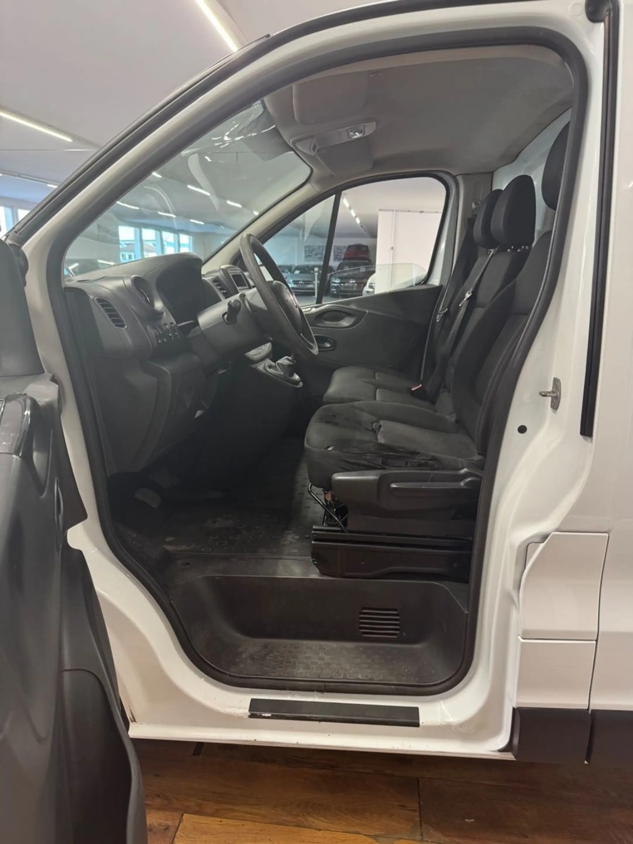 Fiat Talento Kasten L1H1 1,0t Basis — photo 8