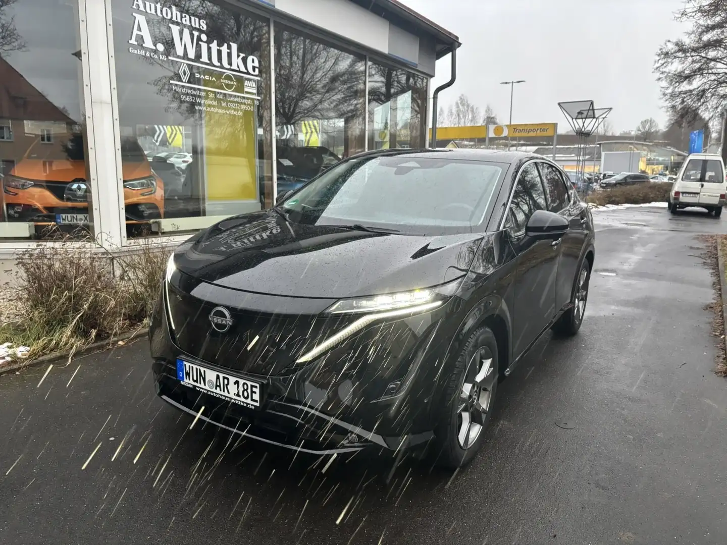 Nissan Ariya 87 kWh Evolve Pack 20 Schwarz - 1