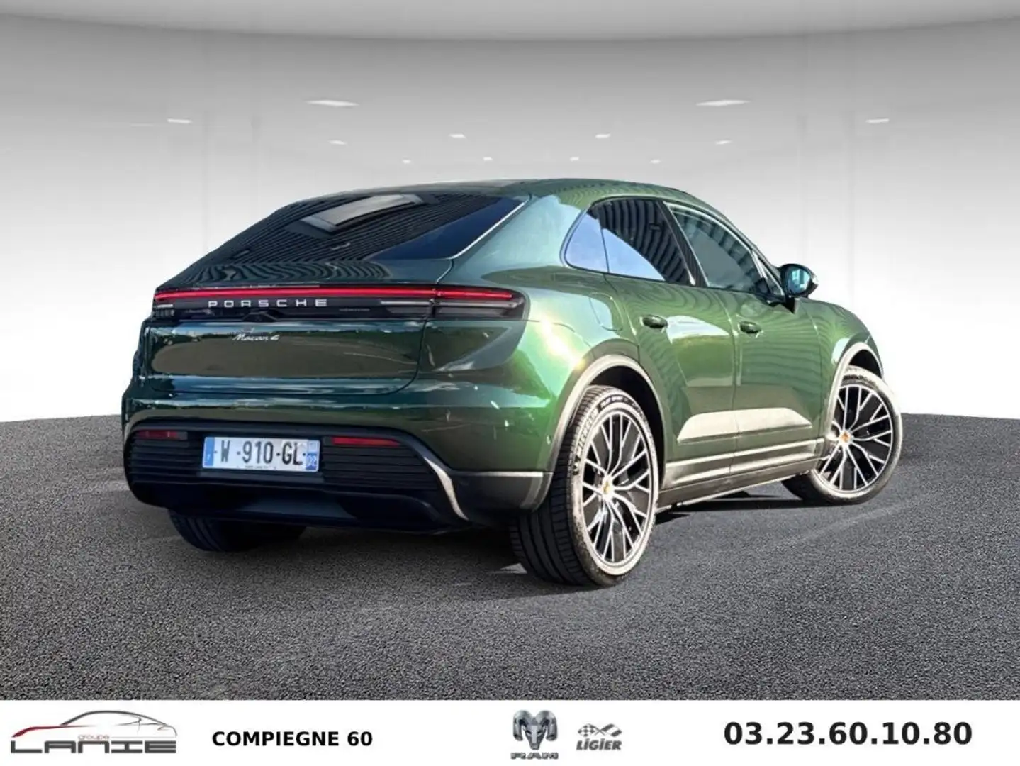 Porsche Macan 4 Grün - 2