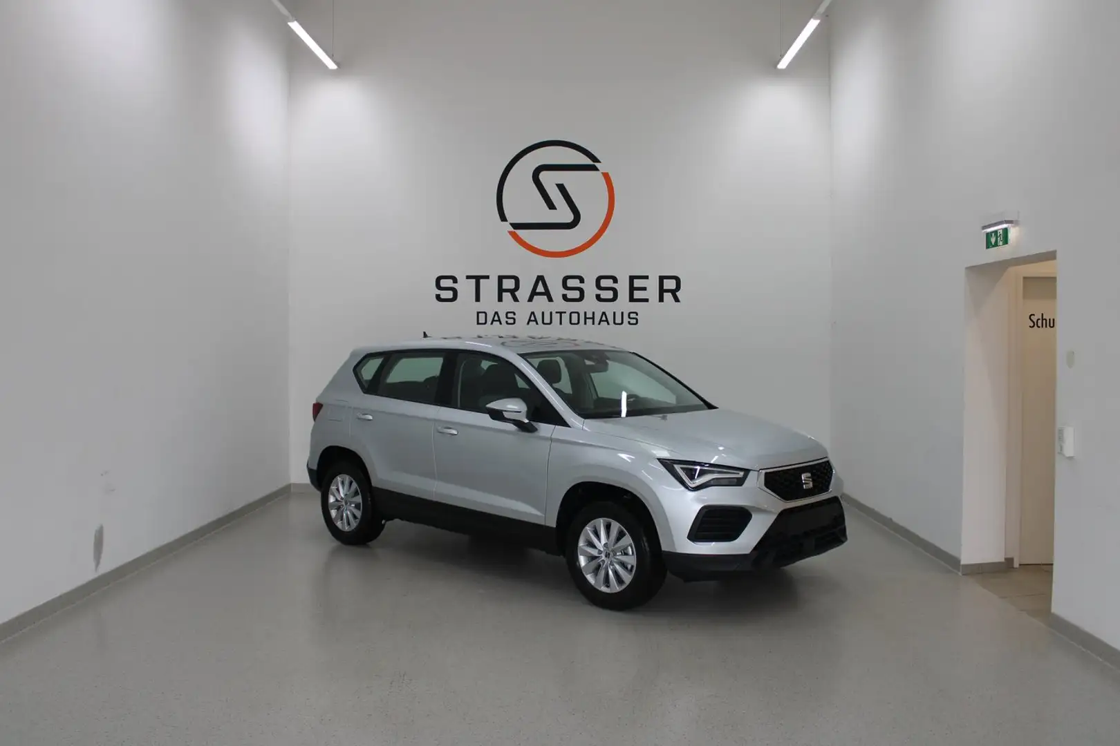 SEAT Ateca Reference Edition 1.0 TSI Silber - 1
