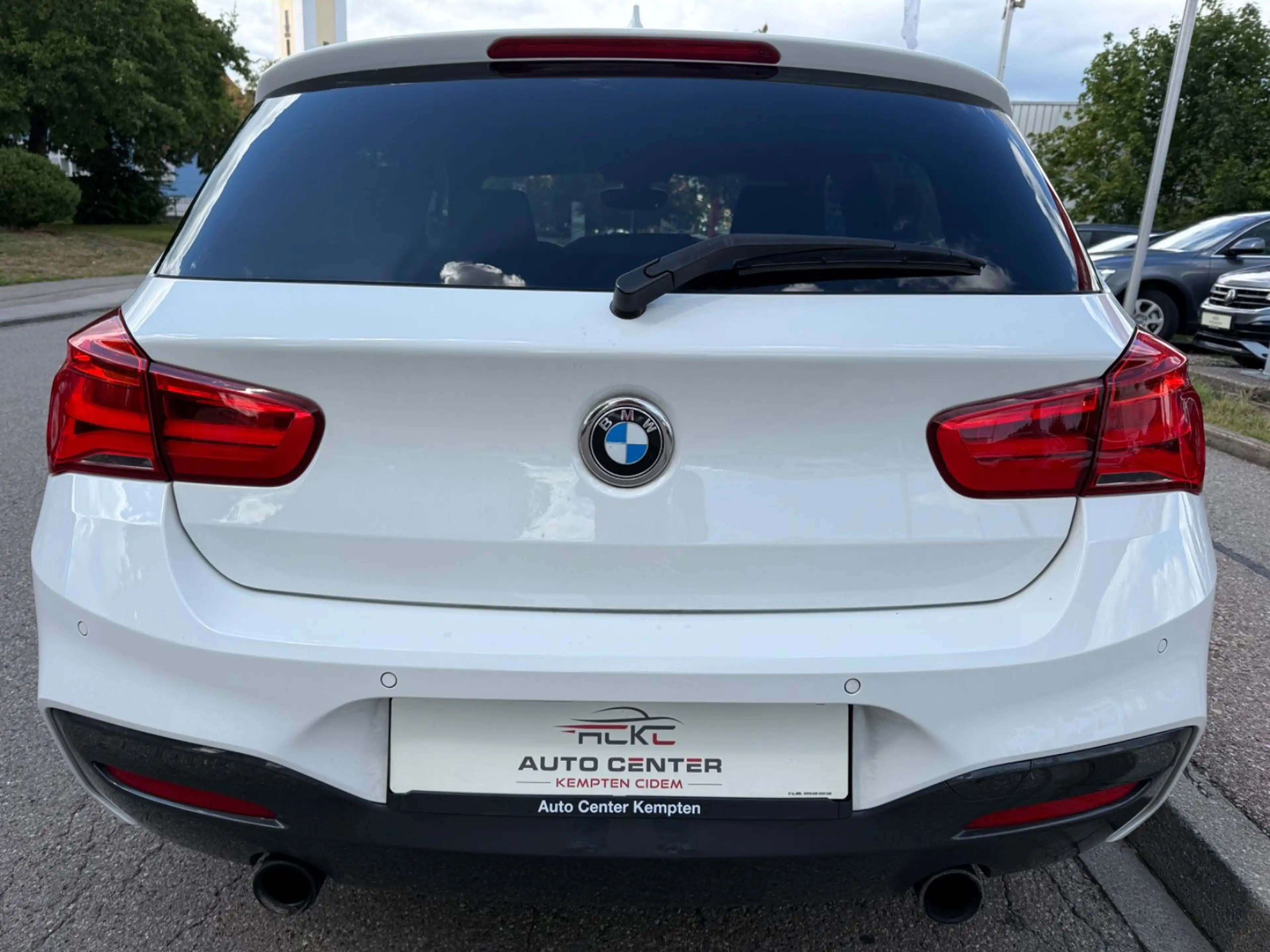 BMW 135 i xDrive Limousine 5-trg*harman/kardon — photo 7