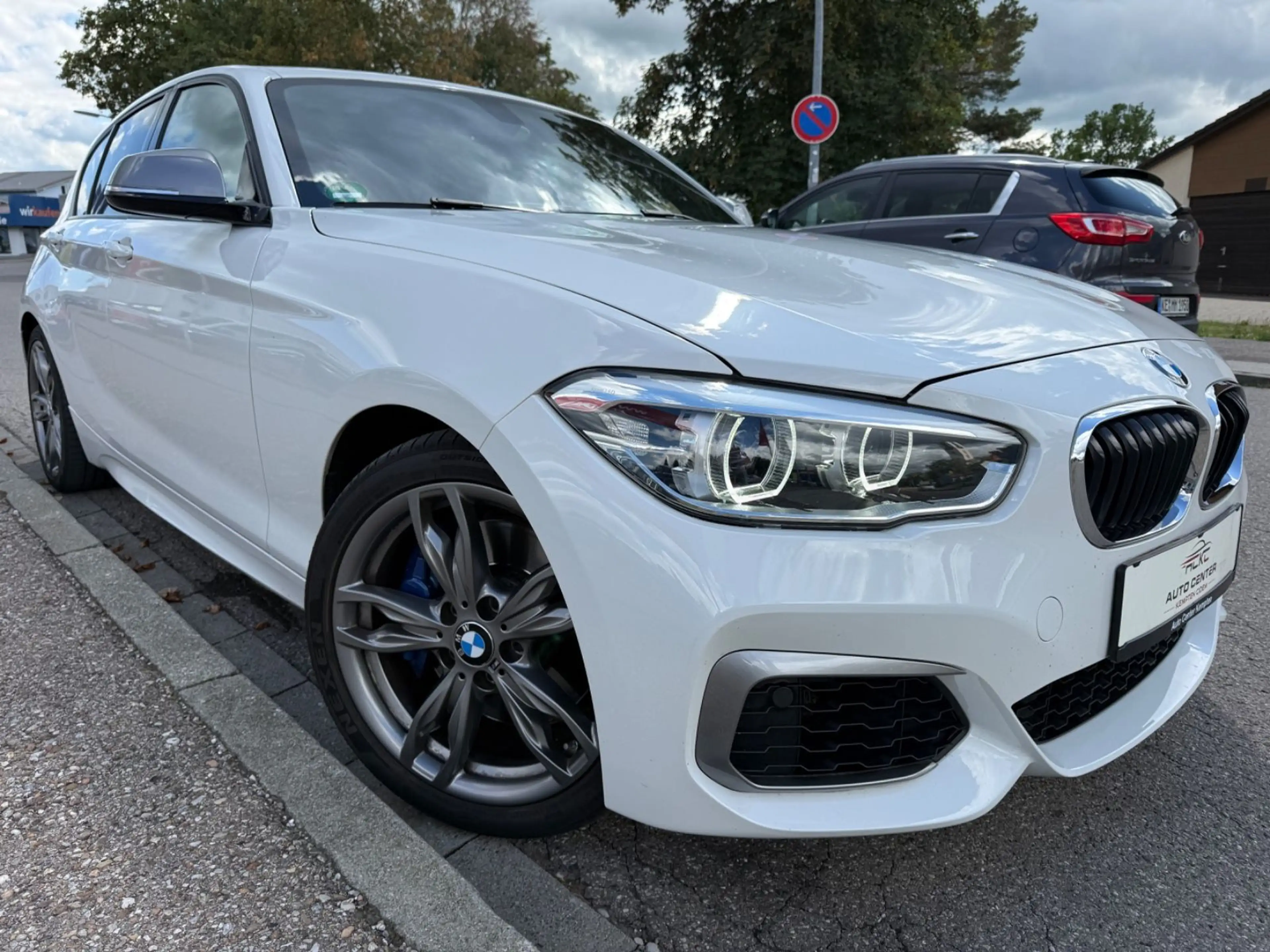 BMW 135 i xDrive Limousine 5-trg*harman/kardon — photo 4
