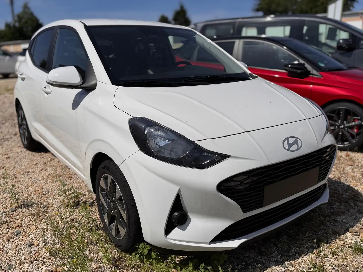 Hyundai i10 1.0 Schwarz - 2