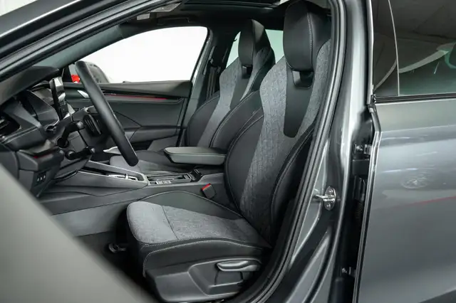 Skoda Octavia view 12