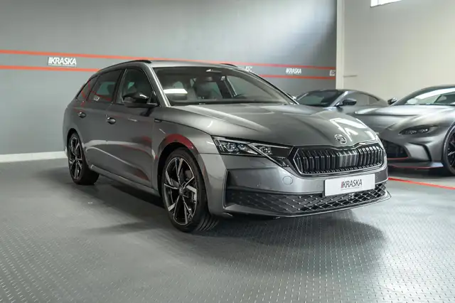 Skoda Octavia view 5