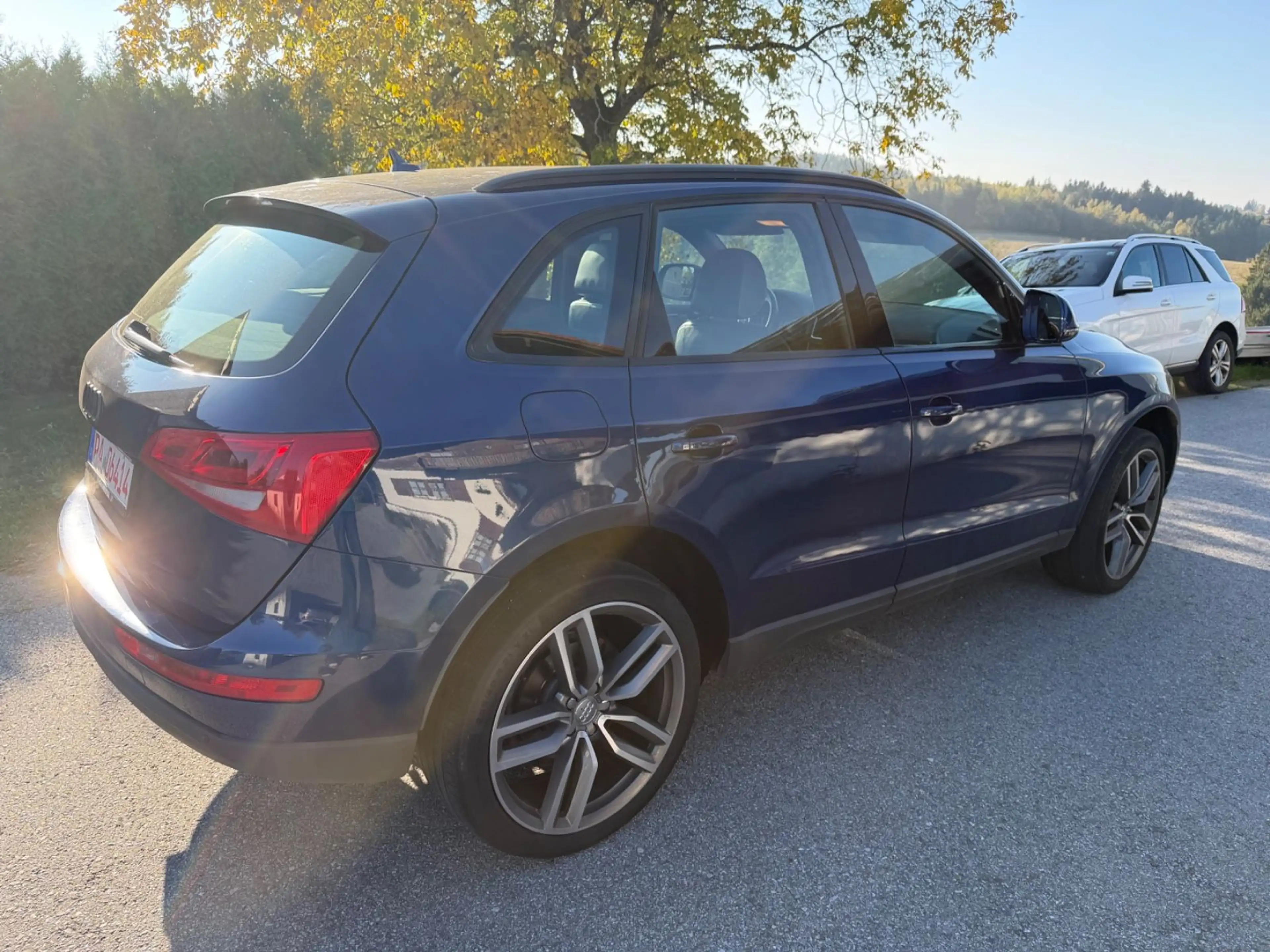 Audi Q5 2.0 TDI 140 kW quattro S-LINE AHK — photo 4