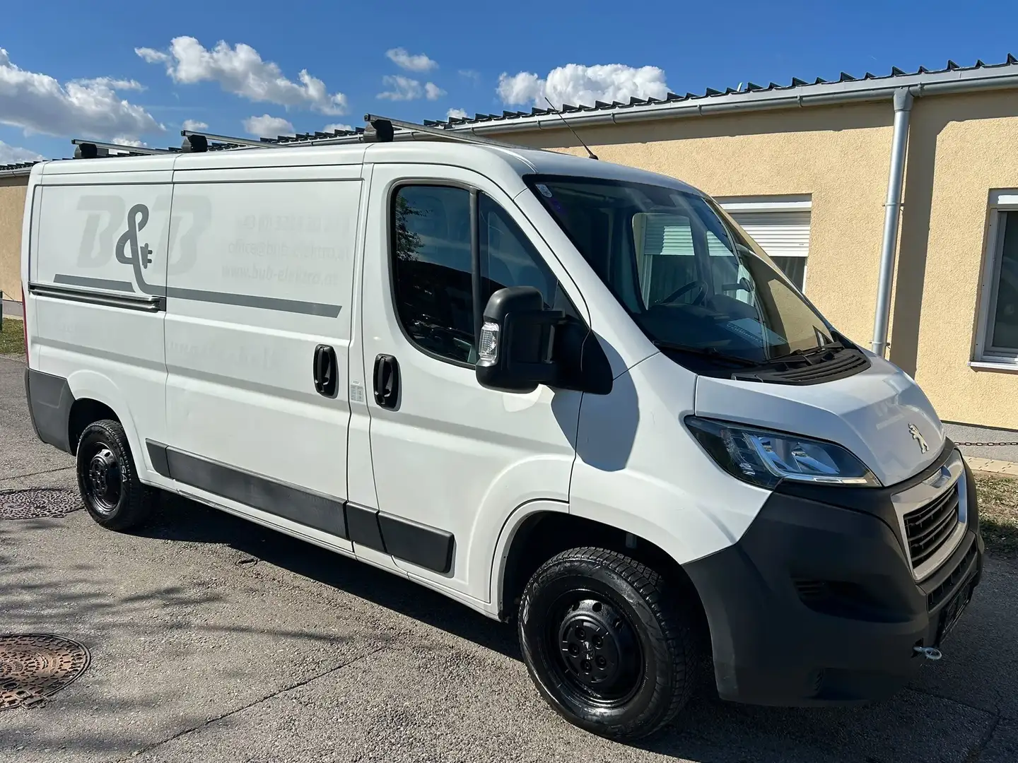 Peugeot Boxer 2.0HDI Weiß - 1