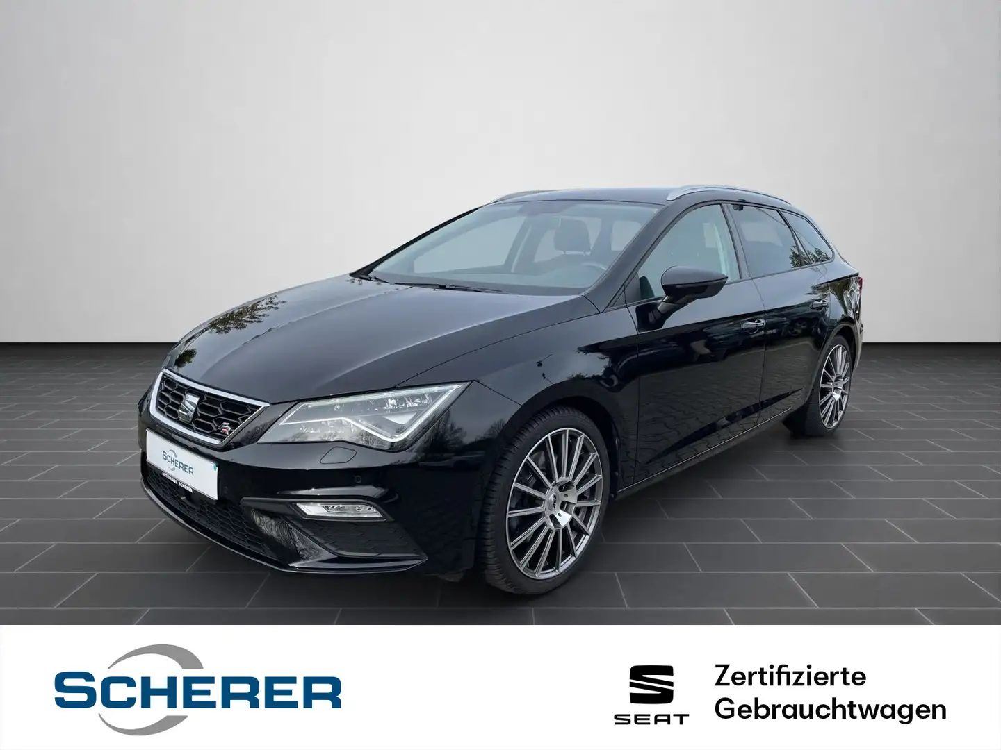 SEAT Leon Sportstourer 2.0 TSI FR Navi, Beats, PDC Schwarz - 1