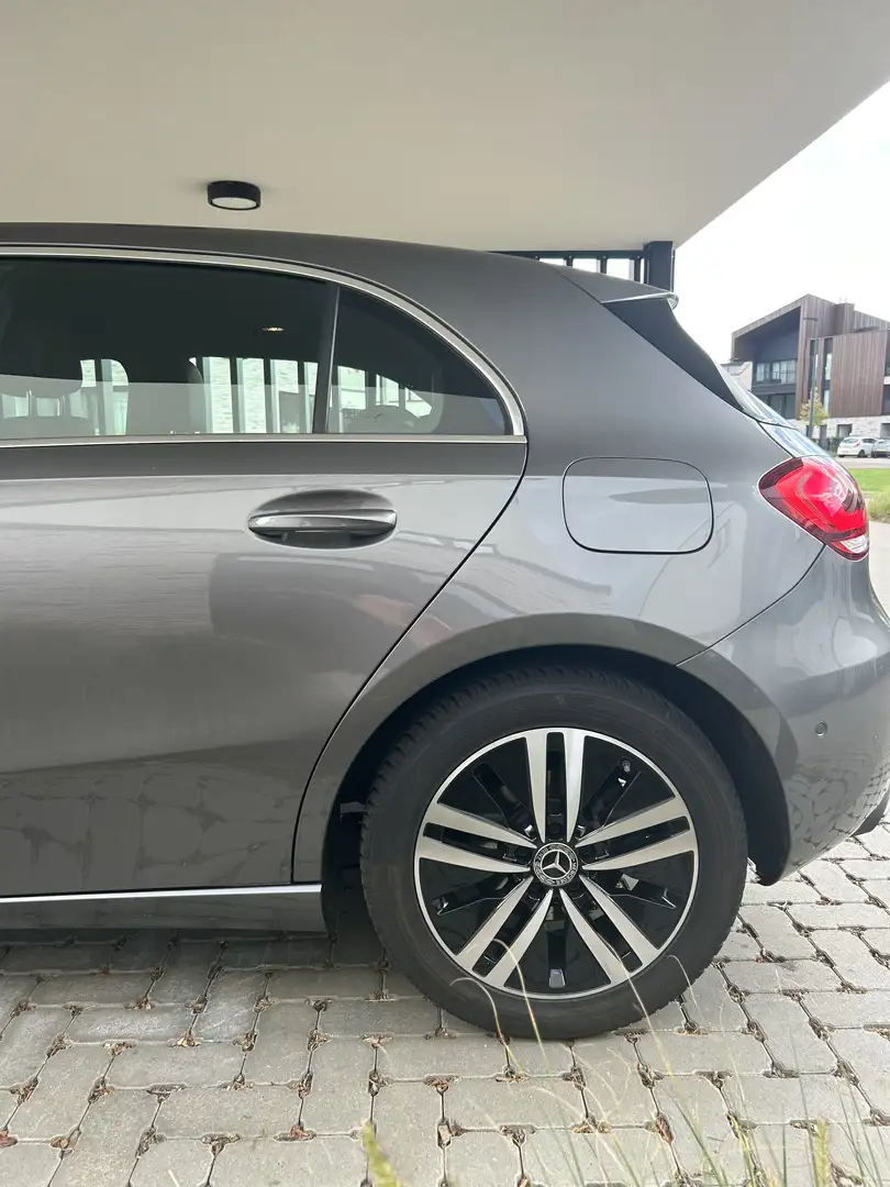 Mercedes-Benz A 200 berggrijs - 2