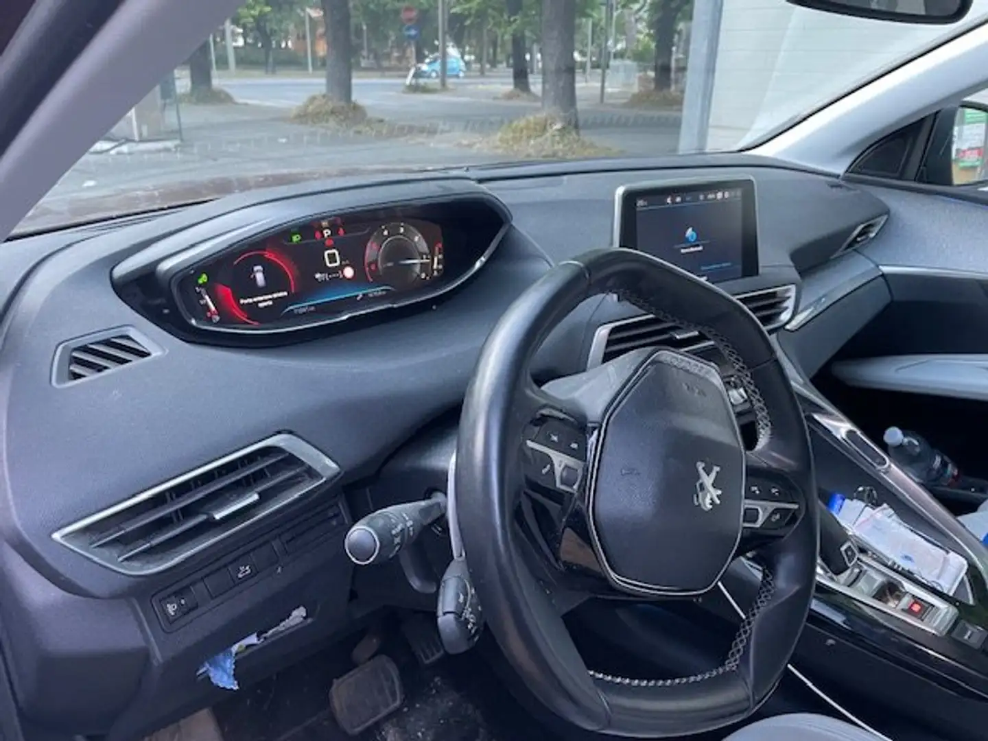 Peugeot 3008 3008 II 2016 1.6 bluehdi Allure s Marrone - 1