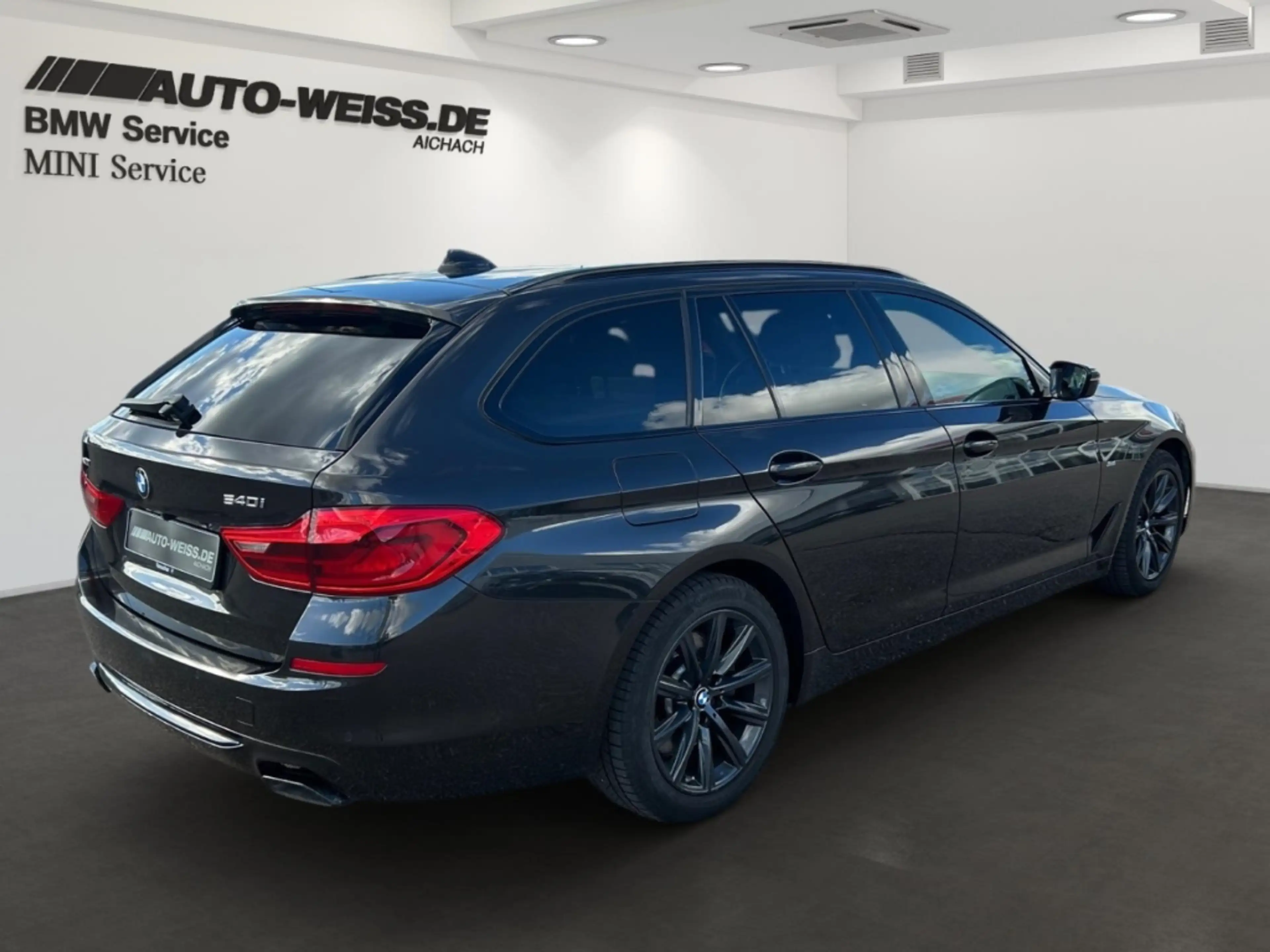BMW 540 i xDrive Touring Sport Line HUD Luftfederung AHK-k — photo 5