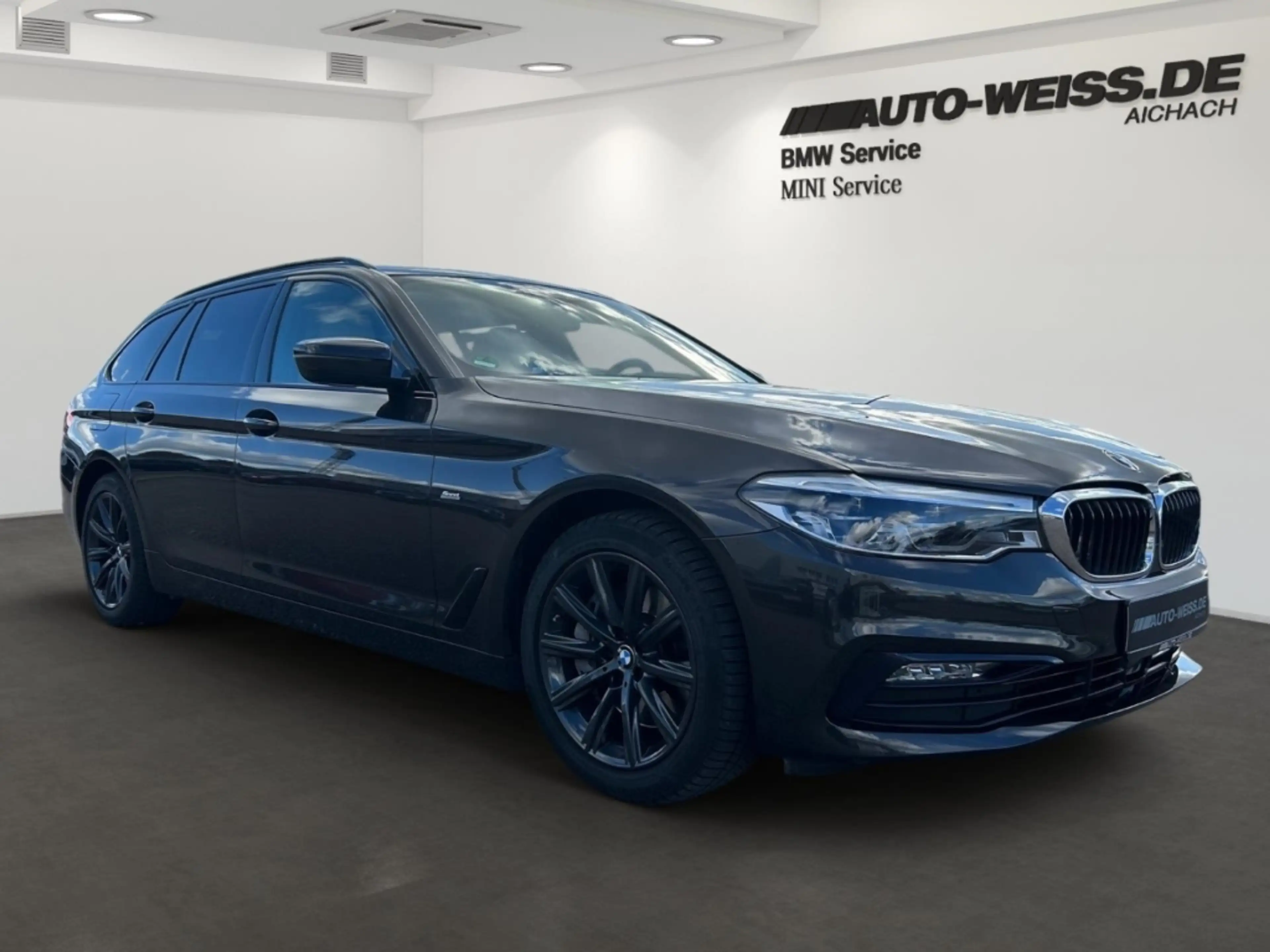 BMW 540 i xDrive Touring Sport Line HUD Luftfederung AHK-k — photo 3
