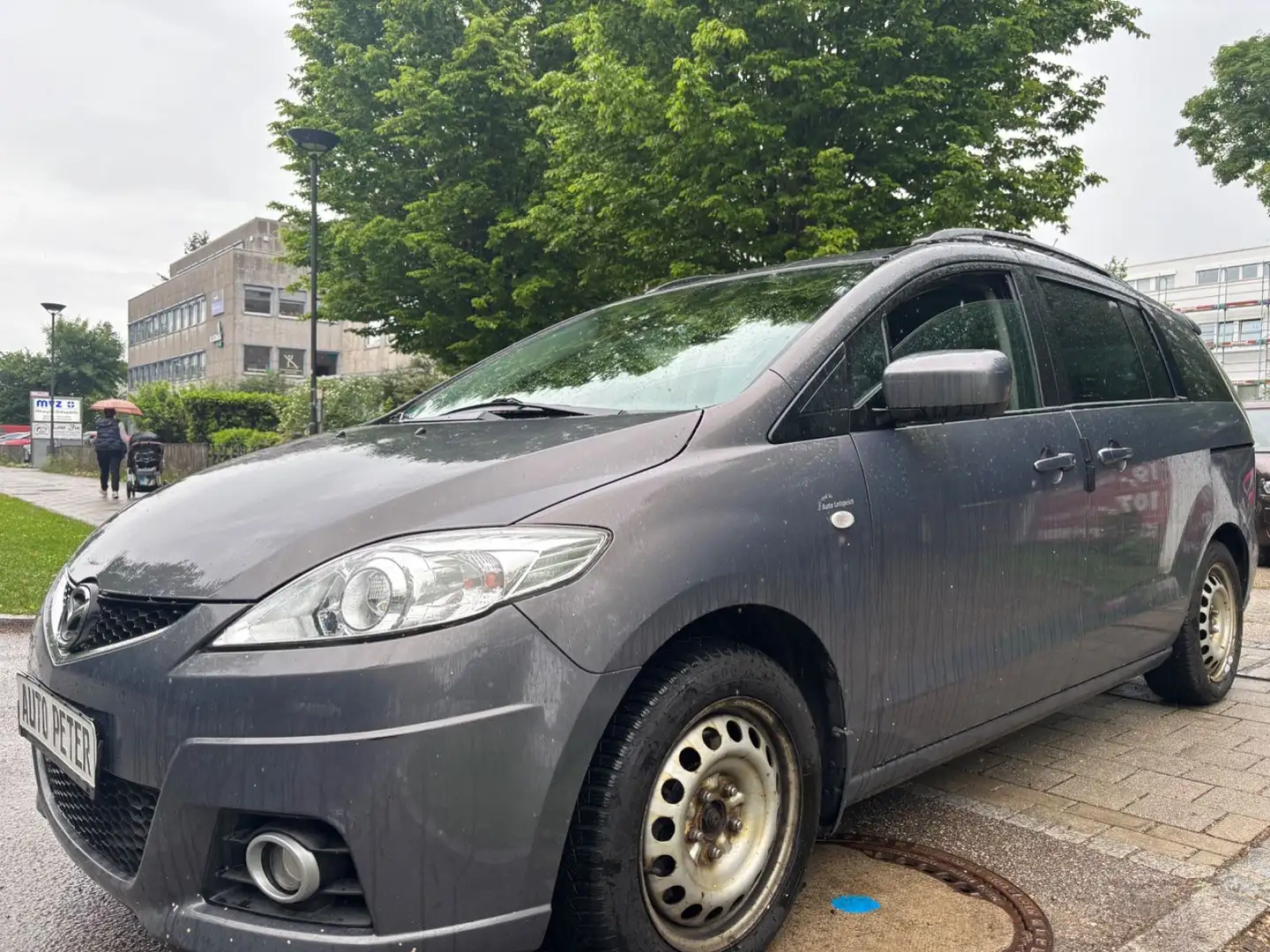 Mazda 5 Lim. 2.0 CD Active*7-SITZER*TÜV*KLIMA* Grau - 1