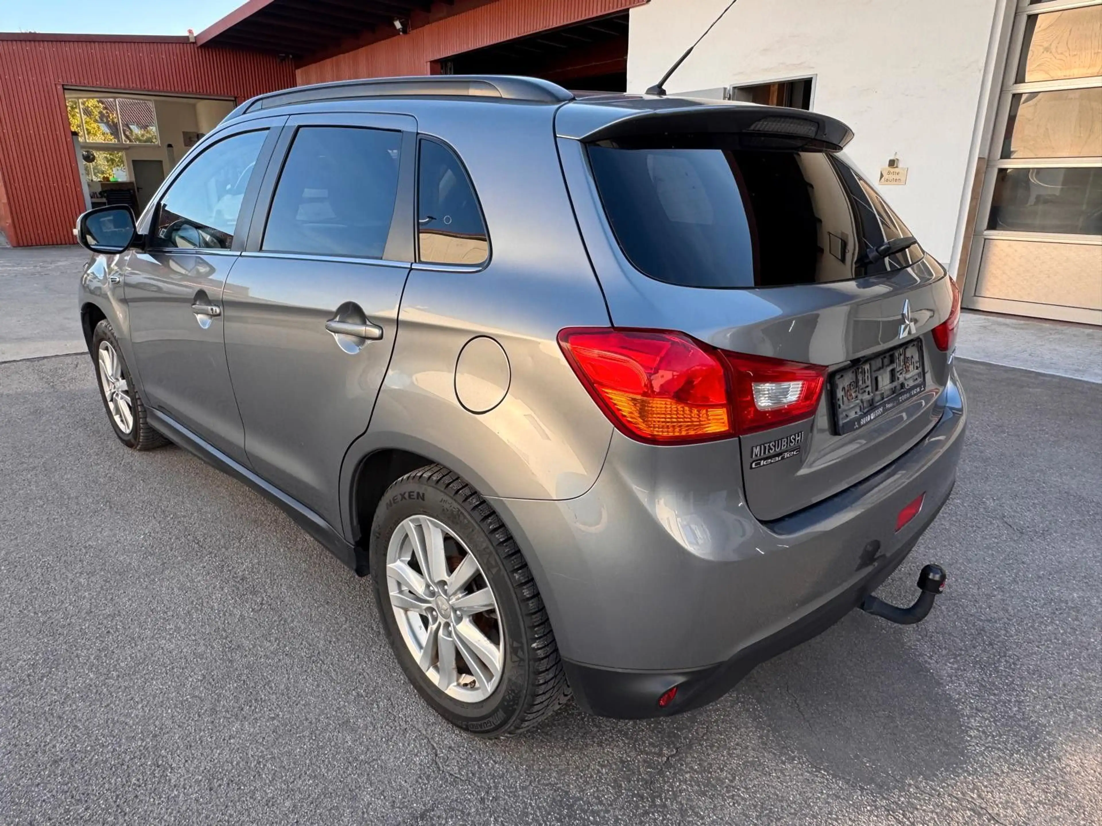 Mitsubishi ASX 1.8 DI-D 4WD Invite AHK Pano Standhzg. — photo 5