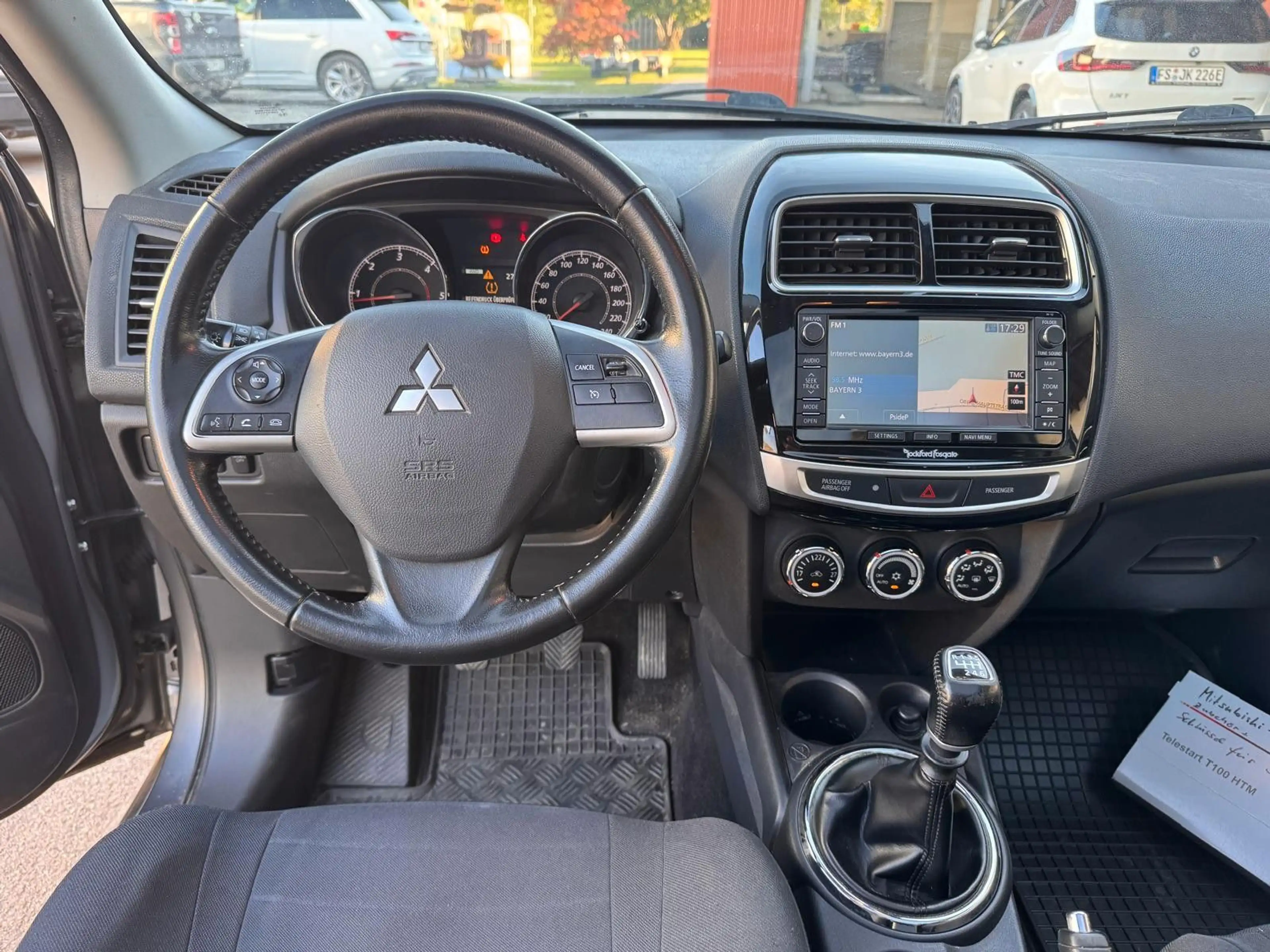 Mitsubishi ASX 1.8 DI-D 4WD Invite AHK Pano Standhzg. — photo 7