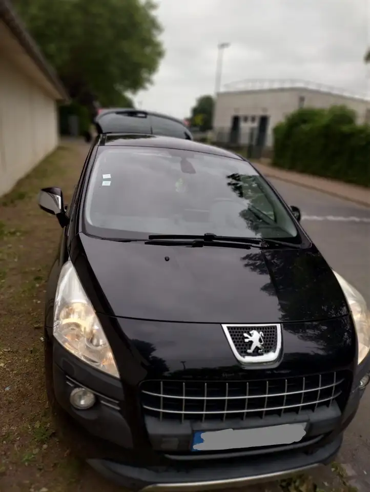 Peugeot 3008 1.6 HDi 16V 112ch FAP Allure