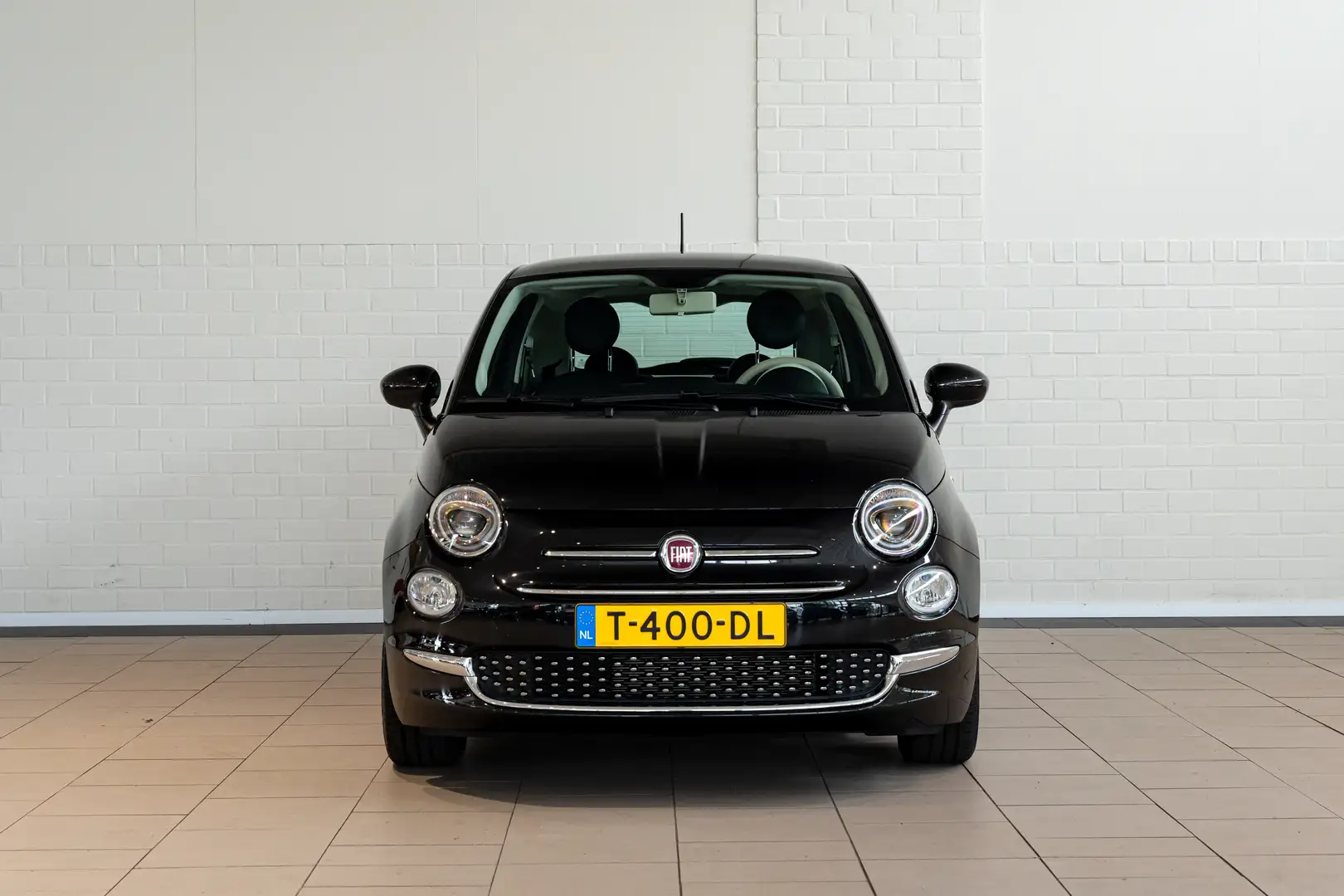 Fiat 500 1.0 Hybrid Dolcevita | Panoramadak | Apple Carplay Zwart - 2