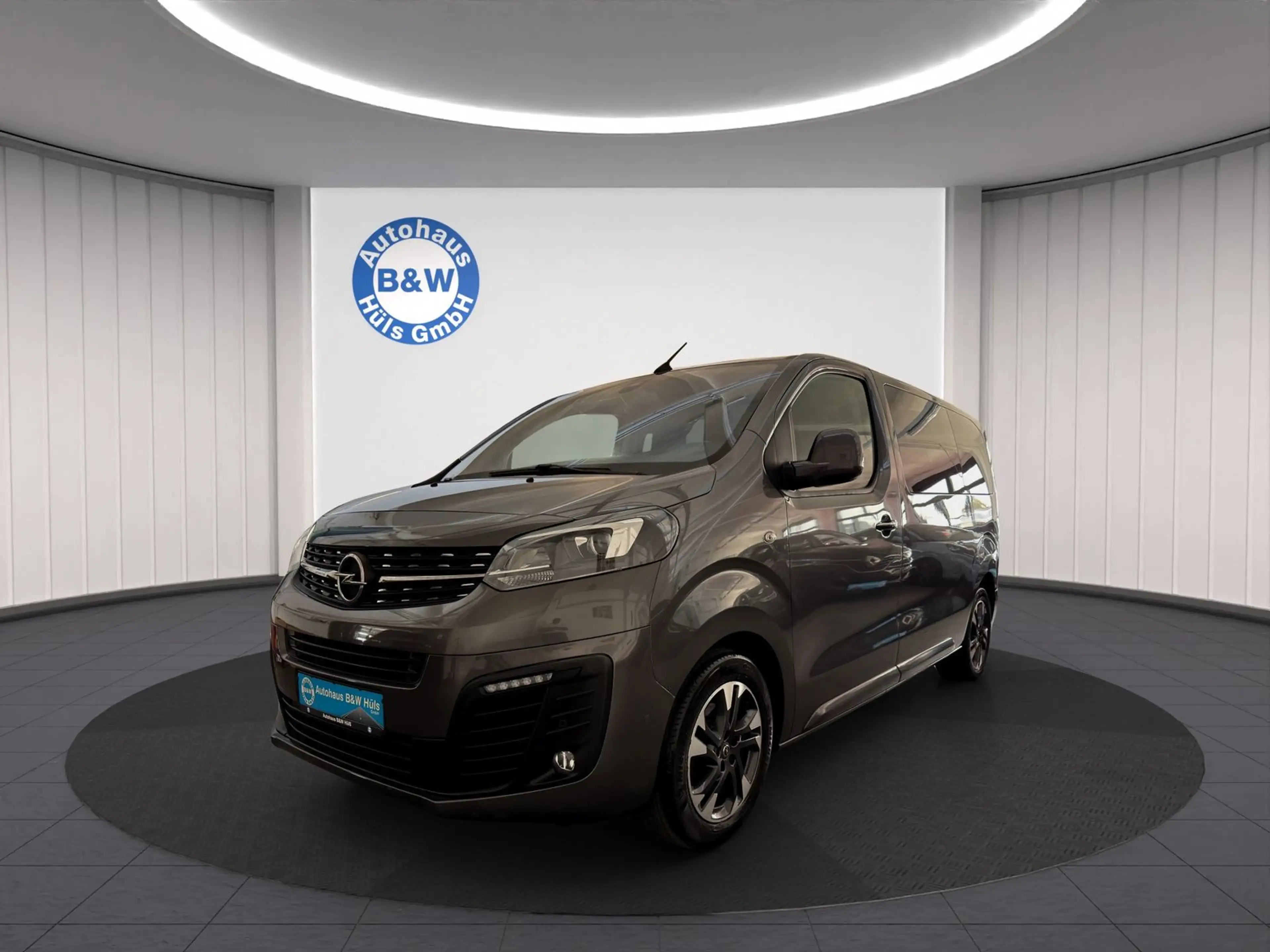 Opel Zafira Tourer M (L2)*1.Hand*6-SITZE*NAVI*SHZ*AHK — photo 3