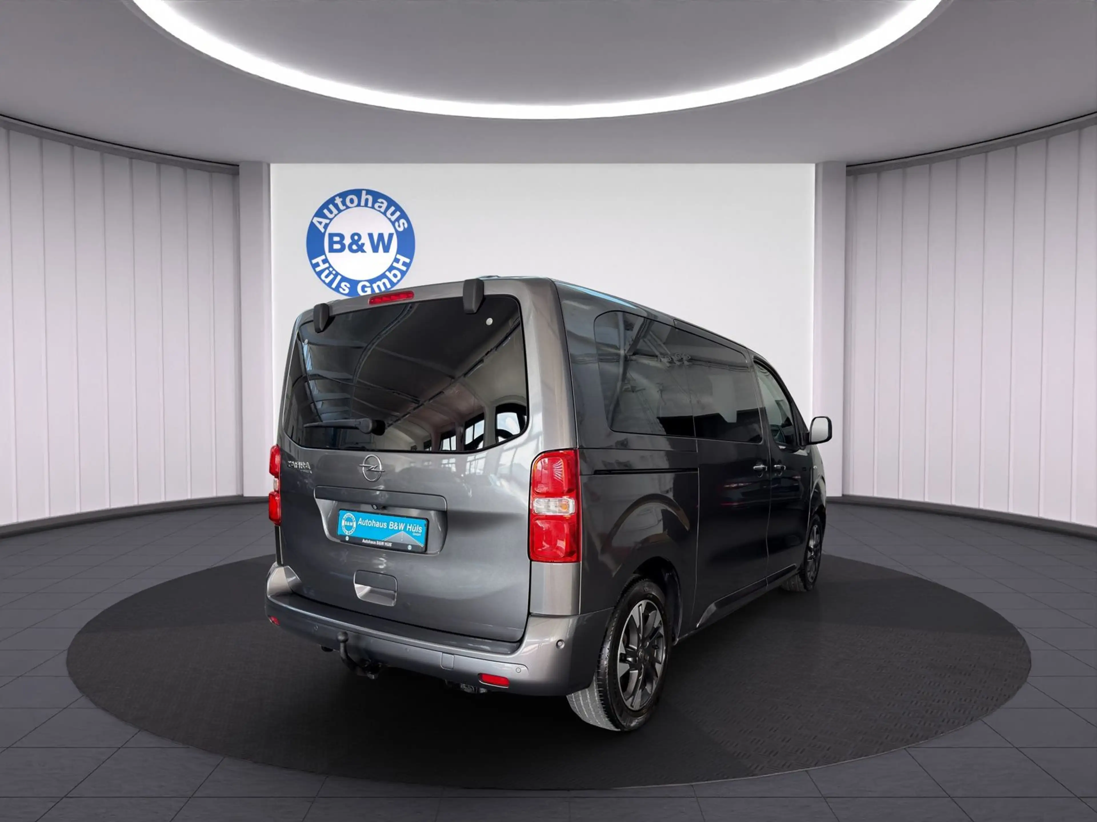 Opel Zafira Tourer M (L2)*1.Hand*6-SITZE*NAVI*SHZ*AHK — photo 8