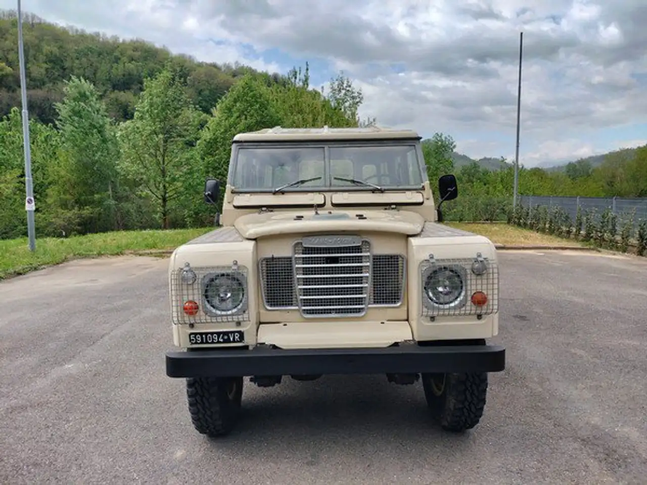 Land Rover Defender, foto 2