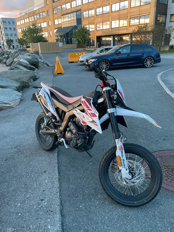 Aprilia SX 125