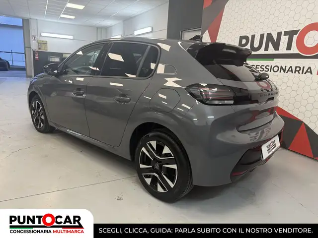 Peugeot 208 view 9