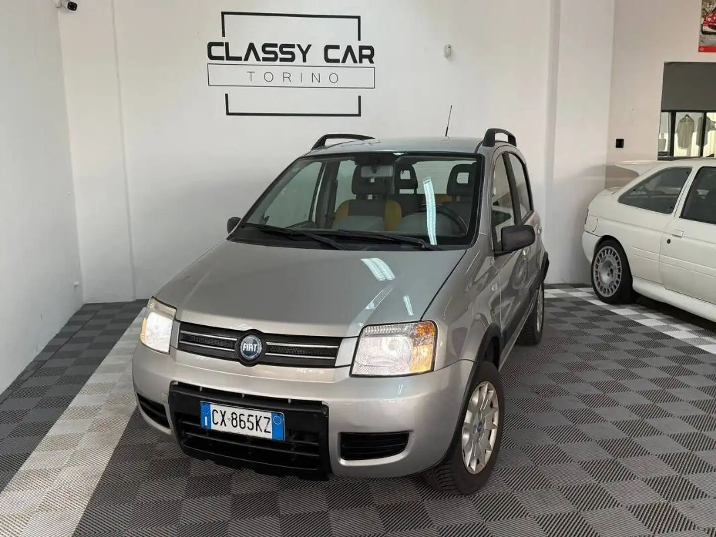 Fiat Panda 1.2 60cv Climbing 4x4 Gris - 2