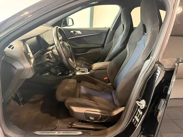 BMW M view 8