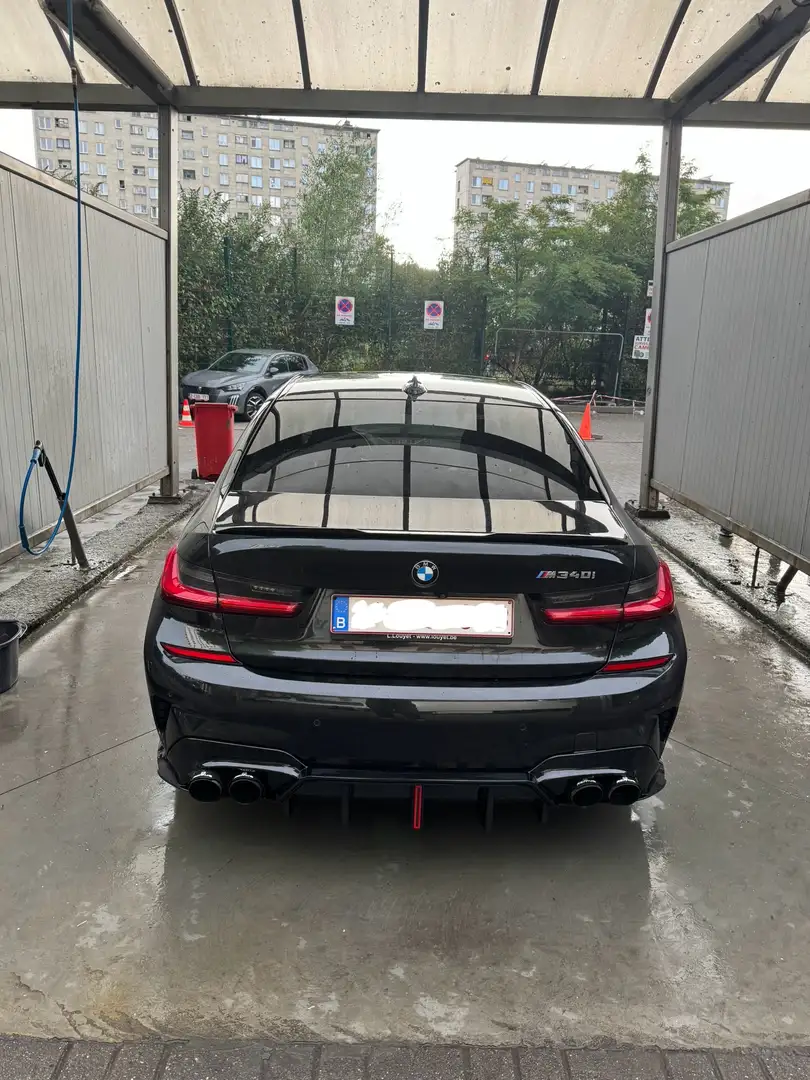 BMW 330 330e - 2