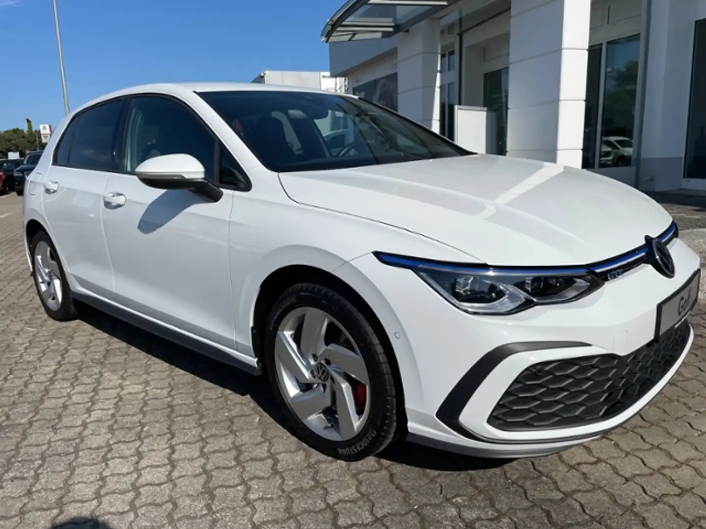 Volkswagen Golf VIII GTE 1.4 eHybrid DSG KLIMA LED NAVI ALU Blanc - 2