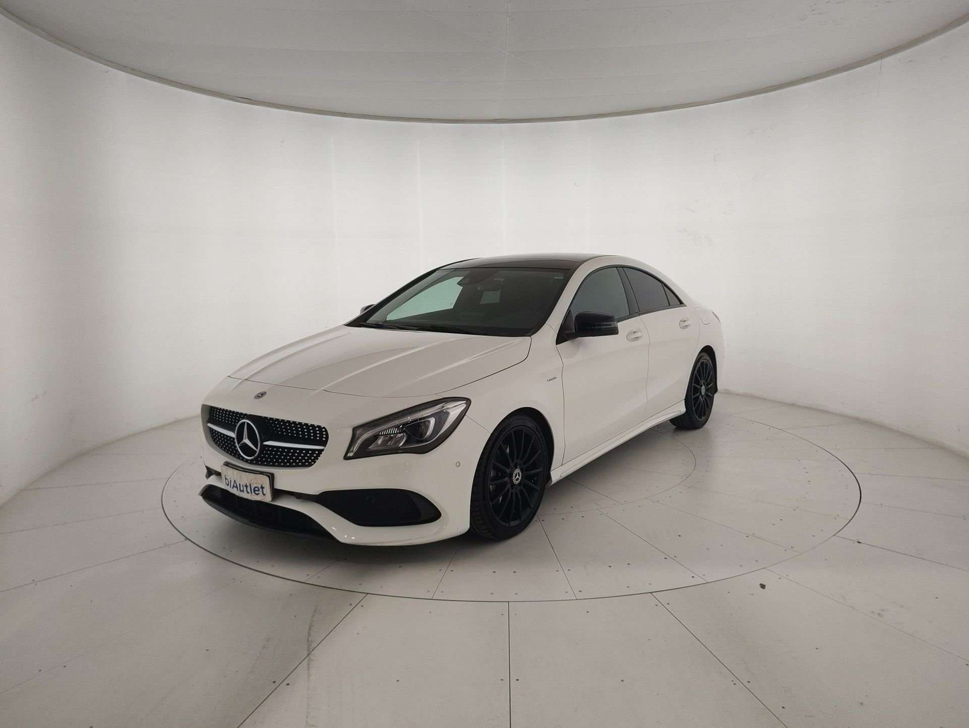 Mercedes-Benz CLA 180