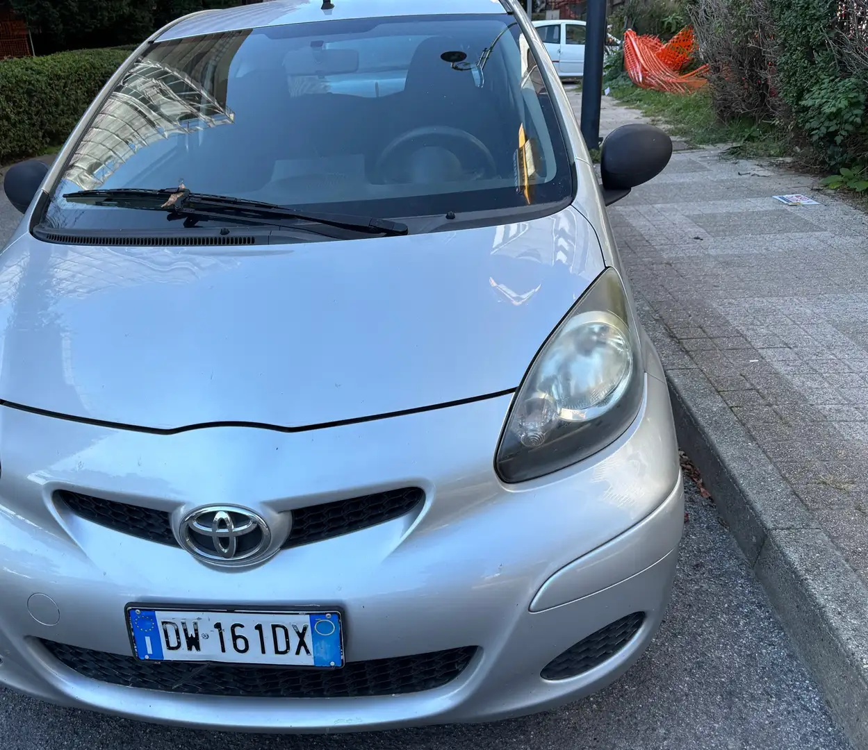 Toyota Aygo 3p 1.0 Sol - 1