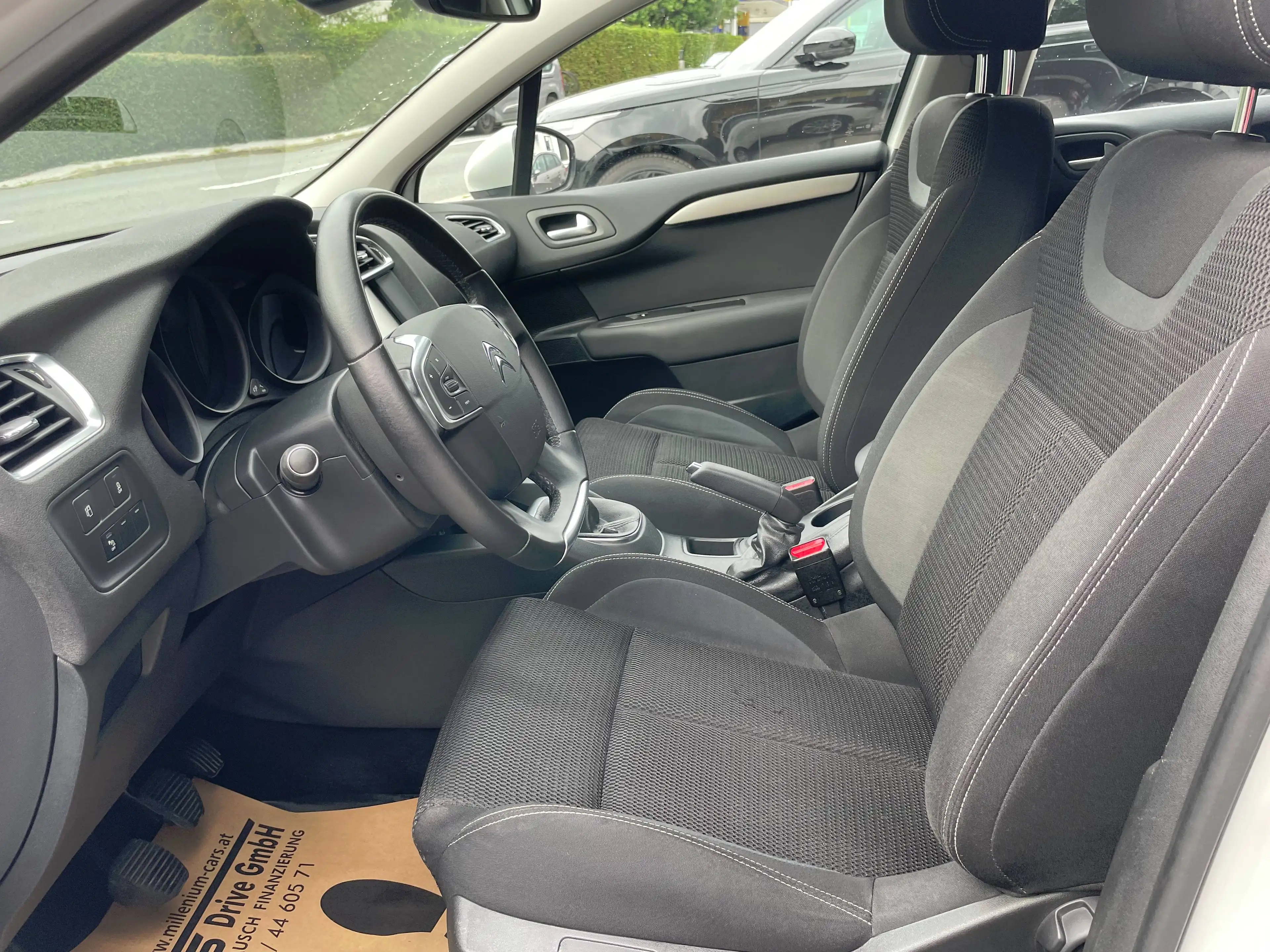 Citroen C4 C4 PureTech 110 Feel — photo 15