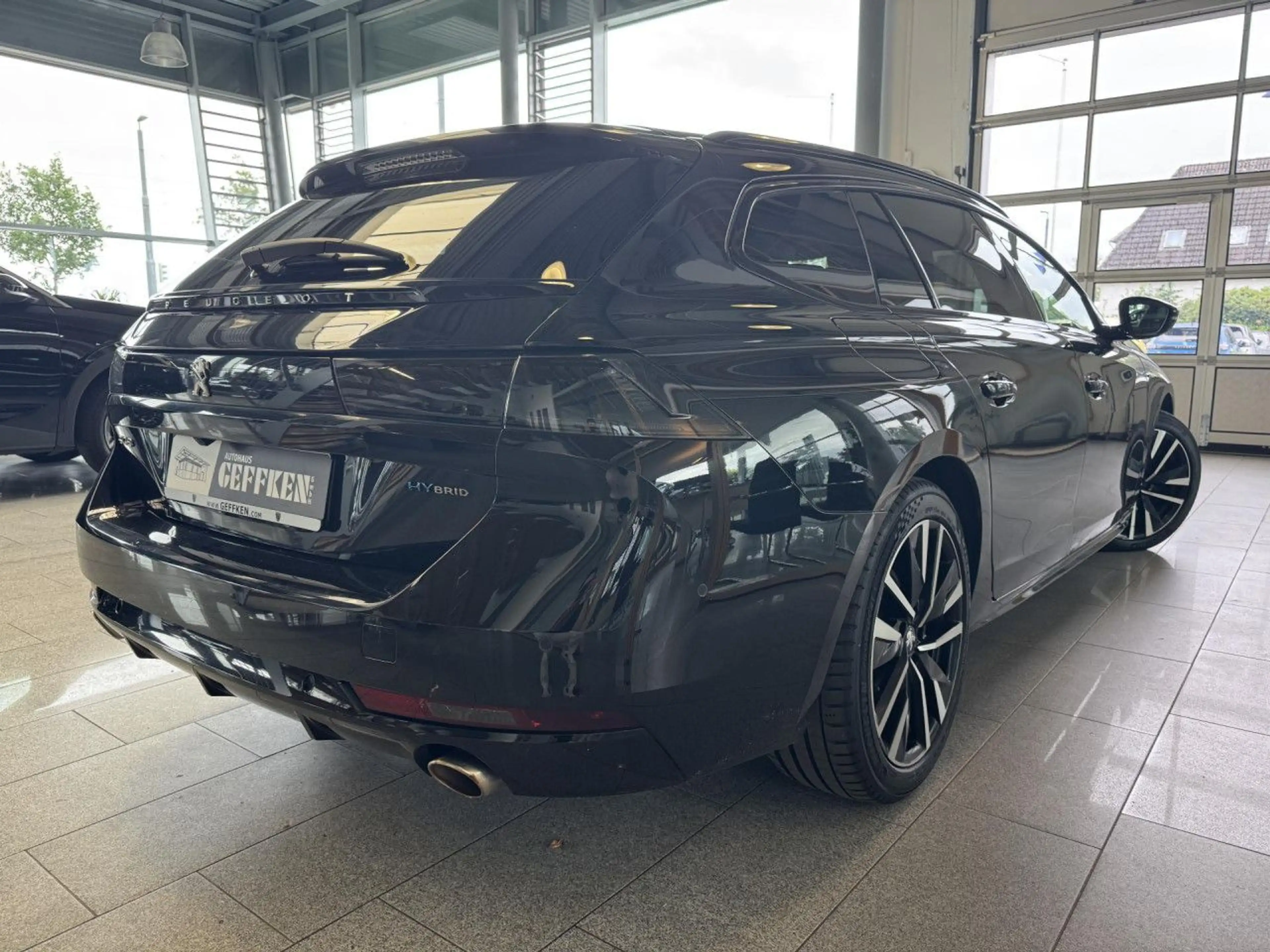 Peugeot 508 SW Plug-In Hybrid 225 GT Pack, AHK, ACC, LED! — photo 7