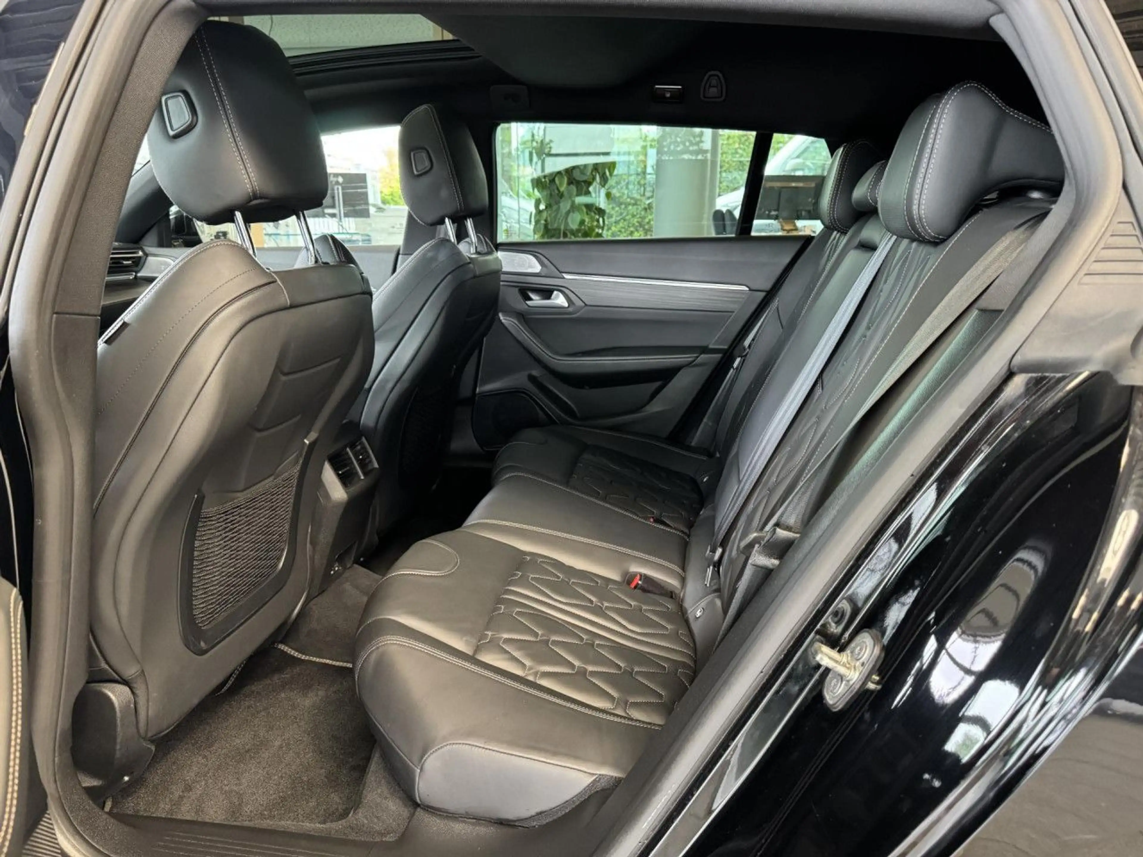 Peugeot 508 SW Plug-In Hybrid 225 GT Pack, AHK, ACC, LED! — photo 13