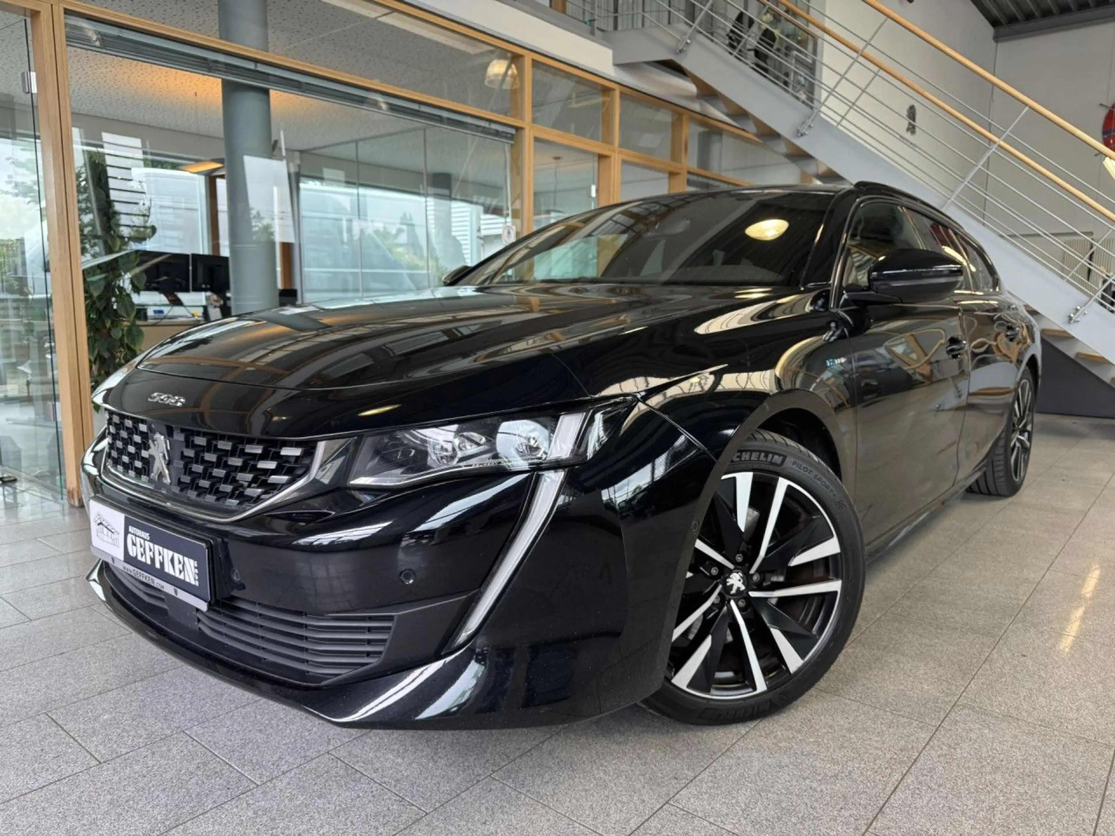 Peugeot 508 SW Plug-In Hybrid 225 GT Pack, AHK, ACC, LED!