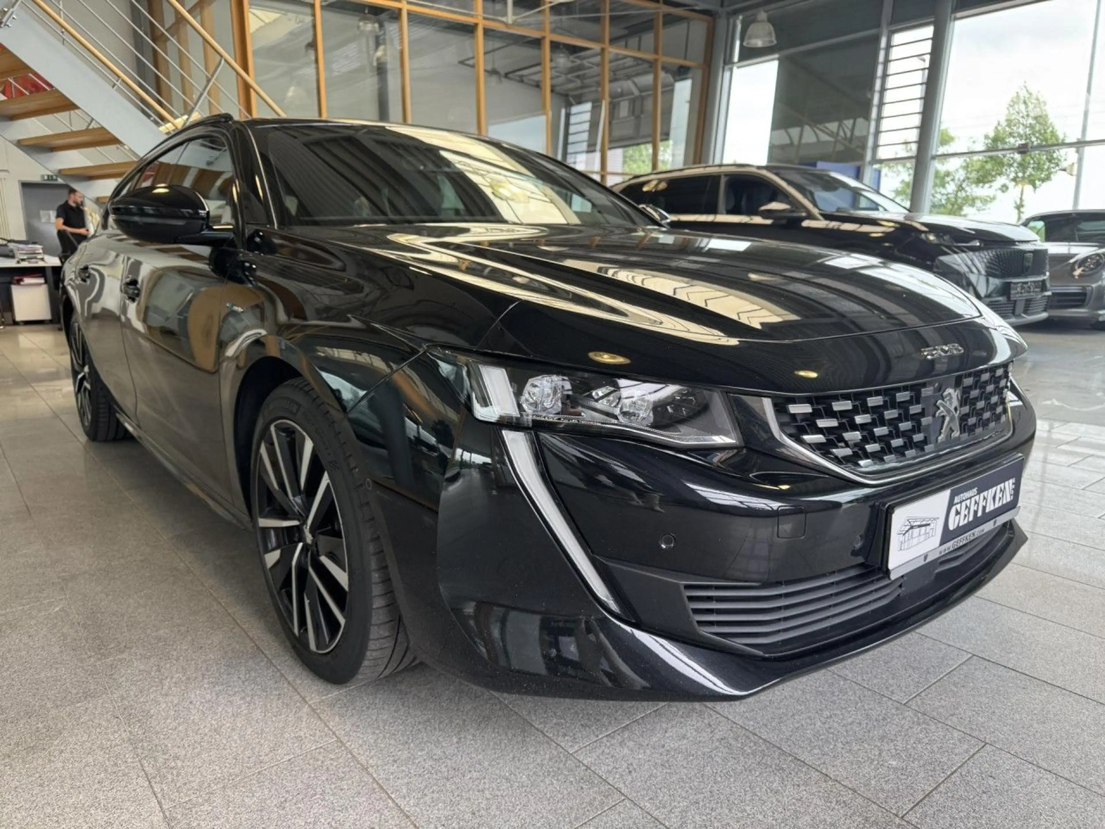 Peugeot 508 SW Plug-In Hybrid 225 GT Pack, AHK, ACC, LED! — photo 2