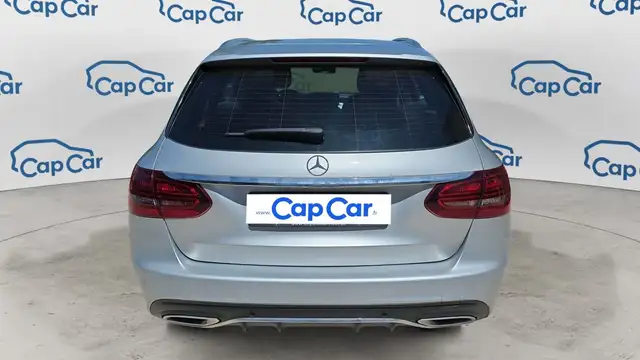 Mercedes-Benz C-Class view 3