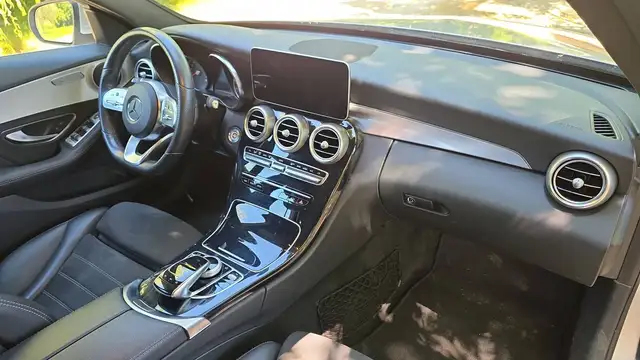 Mercedes-Benz C-Class view 10