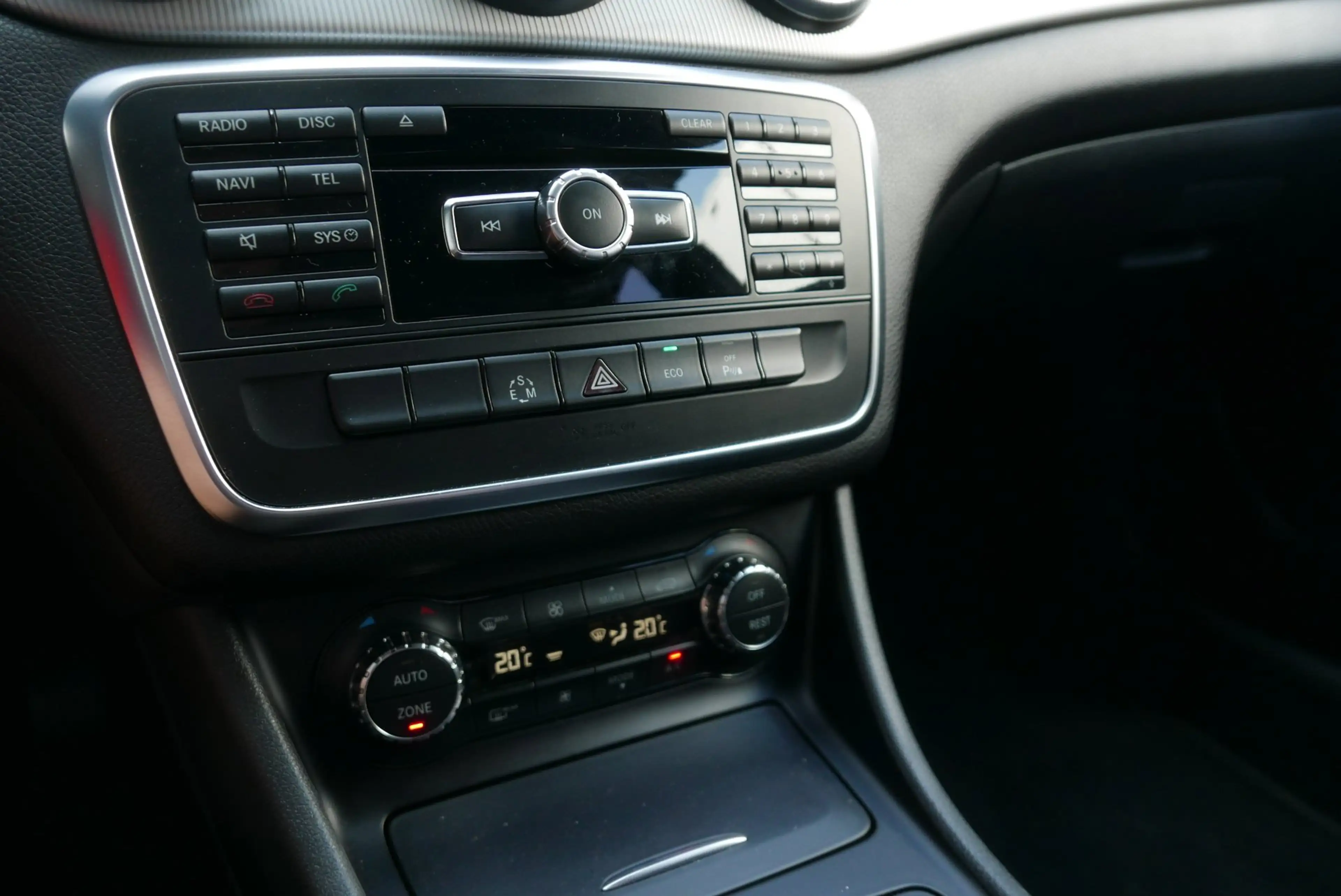 Mercedes-Benz CLA 200 156 PK Ambition AUT,NAVI,CLIMA,XENON,TREKHAAK. — photo 10