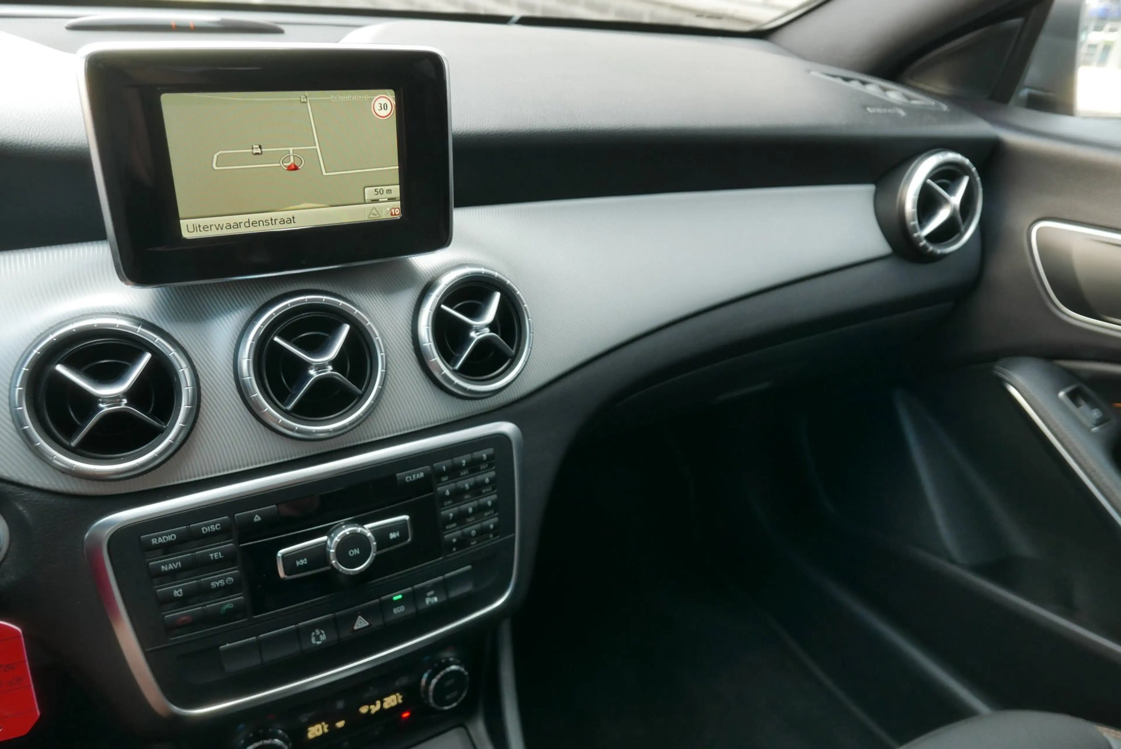 Mercedes-Benz CLA 200 156 PK Ambition AUT,NAVI,CLIMA,XENON,TREKHAAK. — photo 9