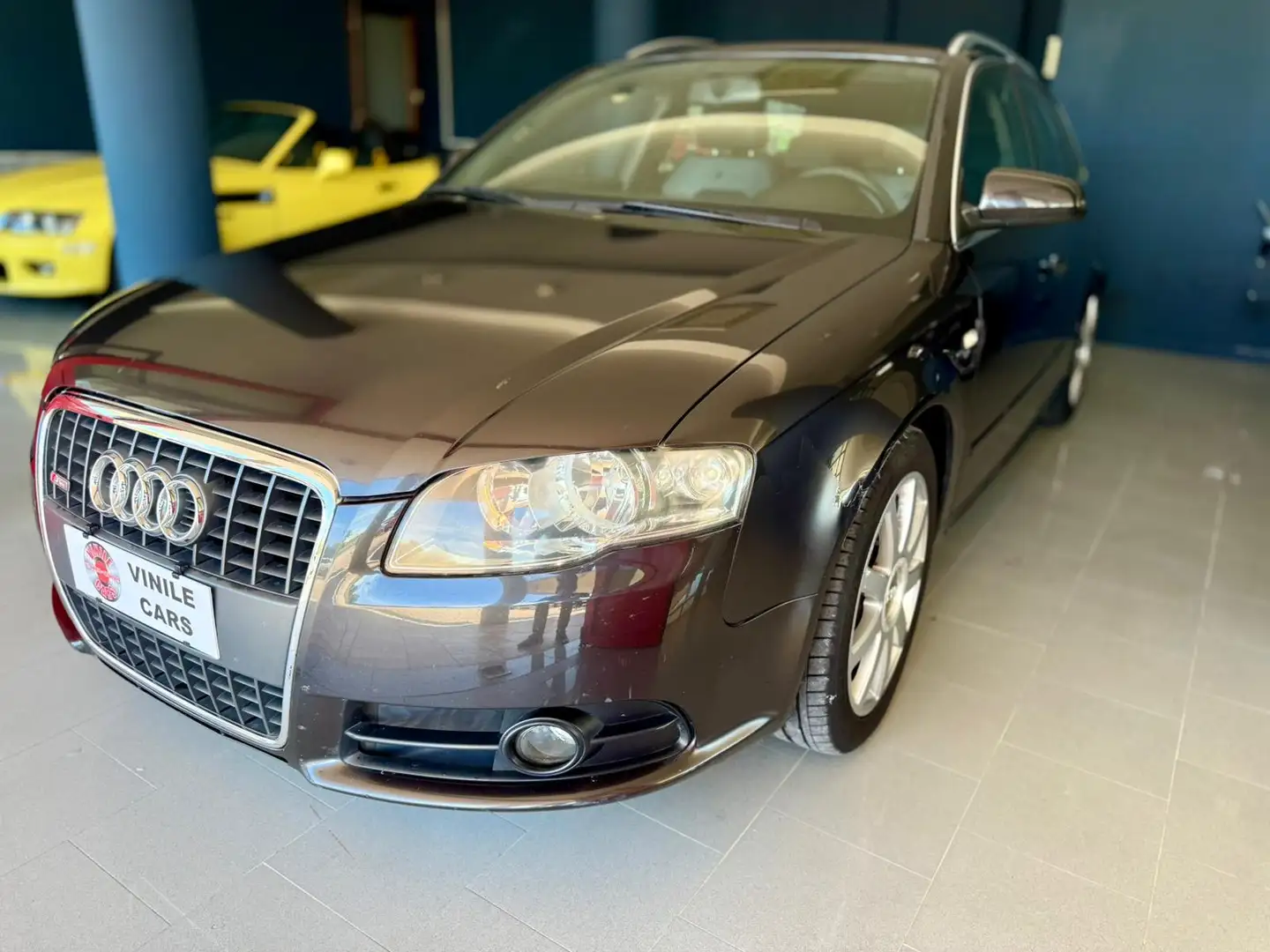 Audi A4 Avant 2.0 tdi Top Plus multitronic Noir - 2