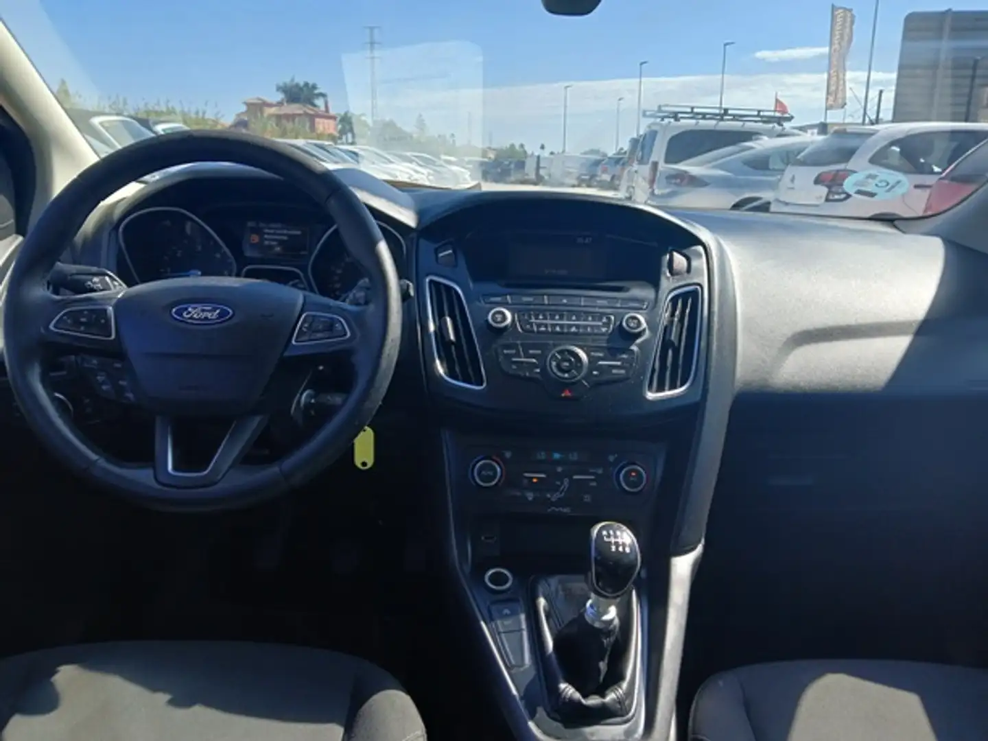 Ford Focus 1.5TDCi Trend+ 120 Noir - 2