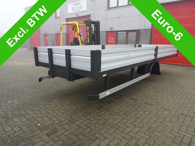 Iveco Daily 70 C 21 3.0 6100 scattolini openlaadbak montage kl