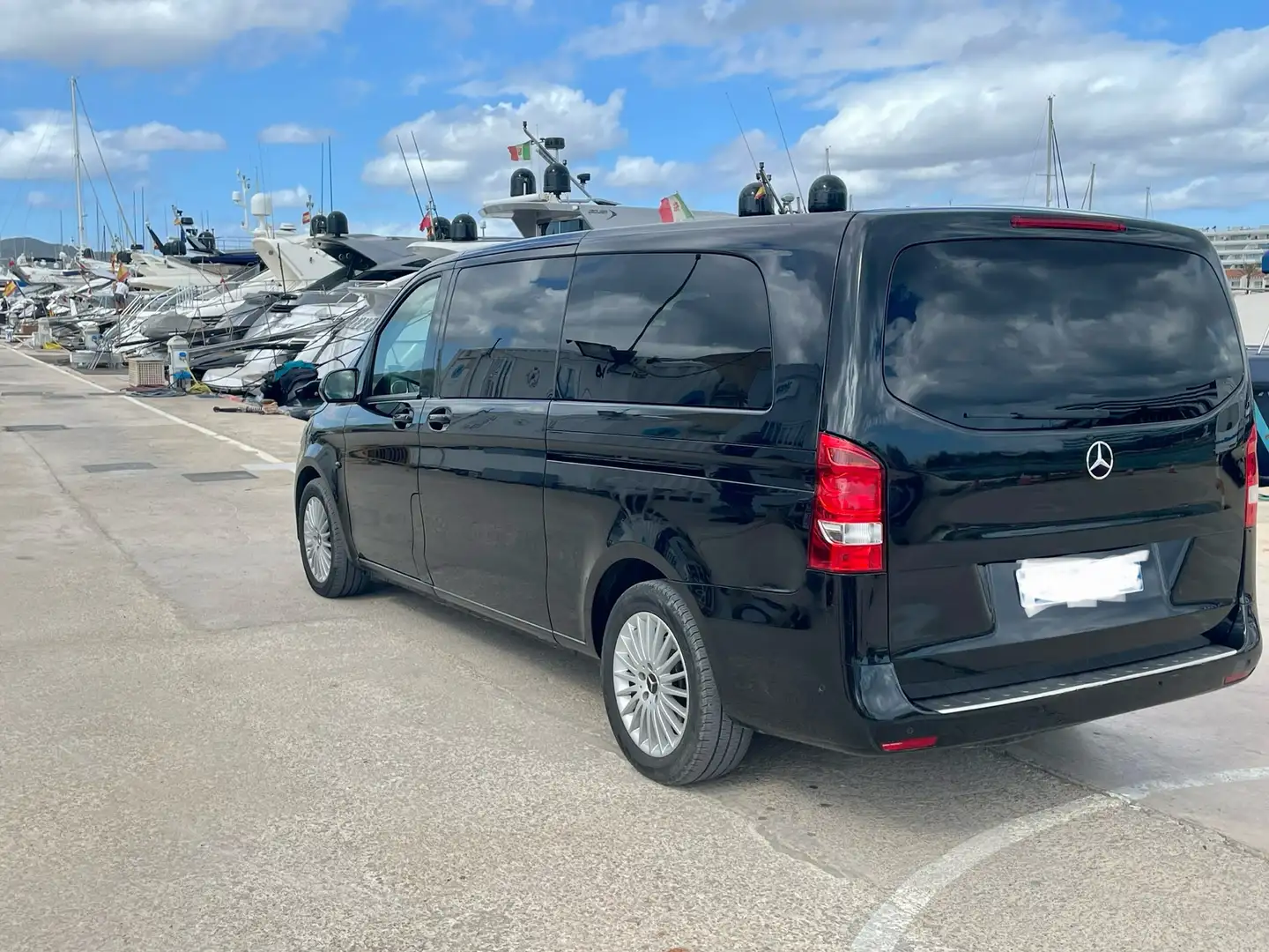 Mercedes-Benz Vito Mixto 114CDI Extralargo Aut. Negro - 2